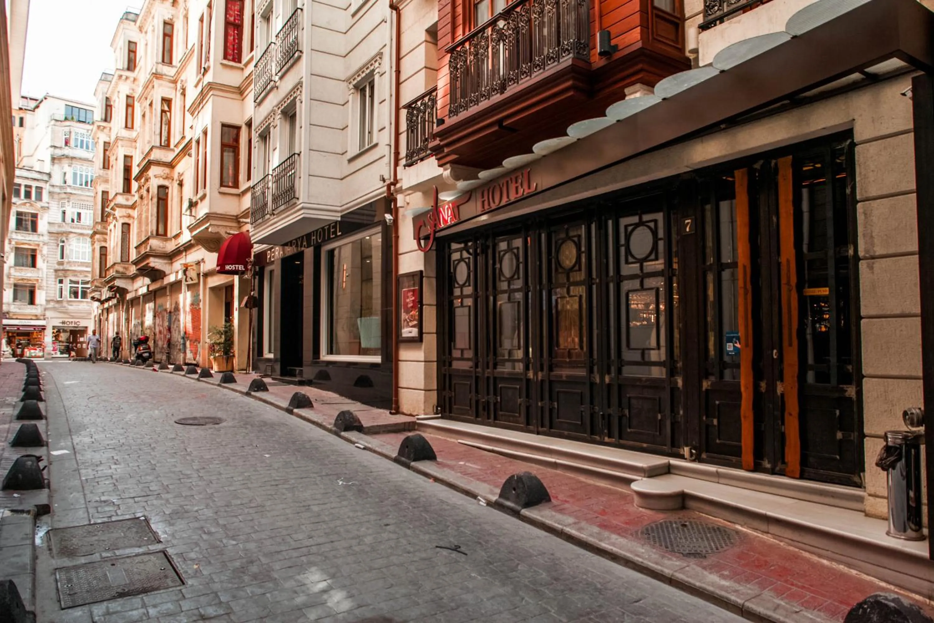Facade/entrance in Sanat Boutique Hotel Pera