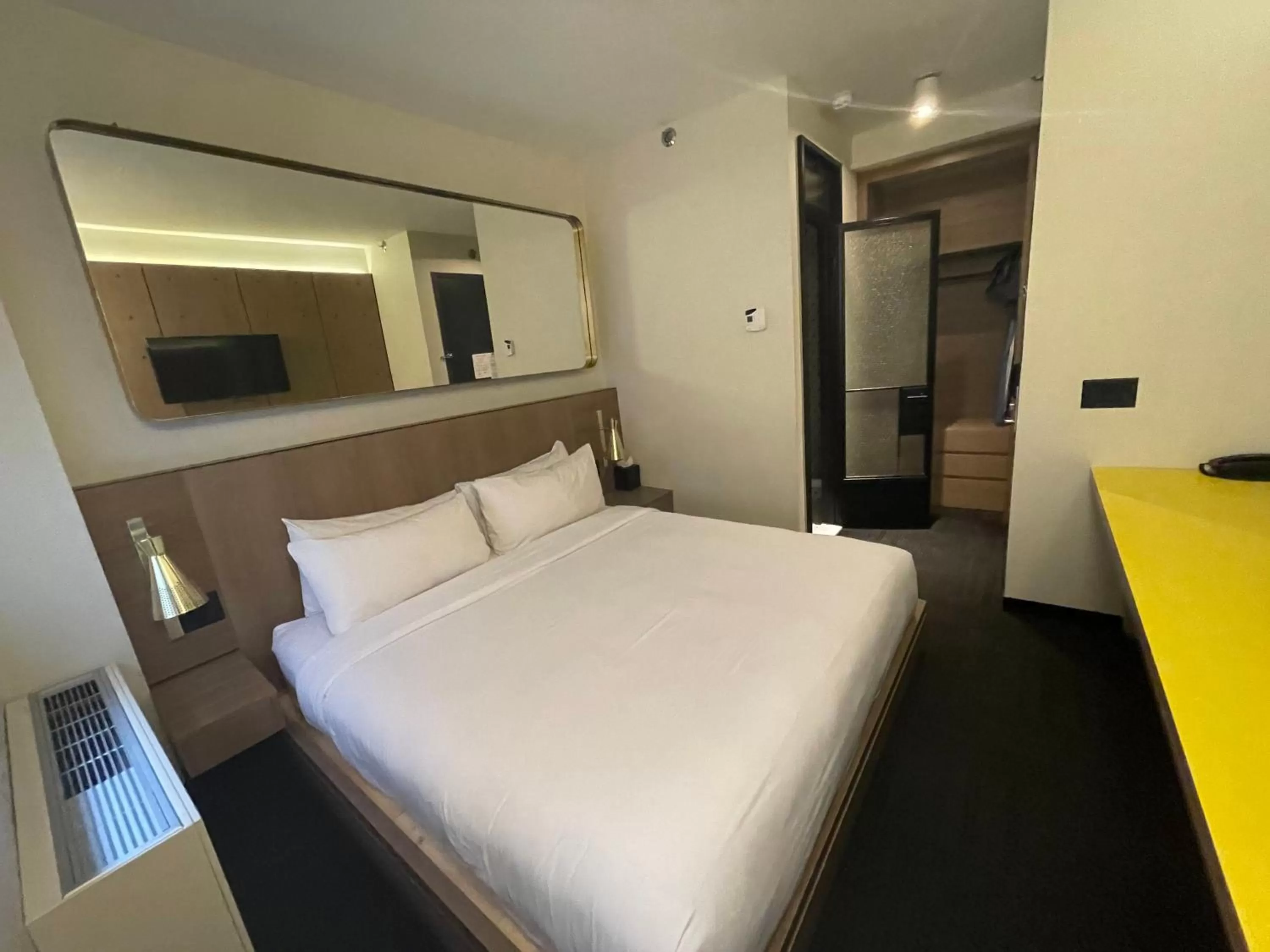 Bedroom, Bed in Hotel Shocard Broadway, Times Square