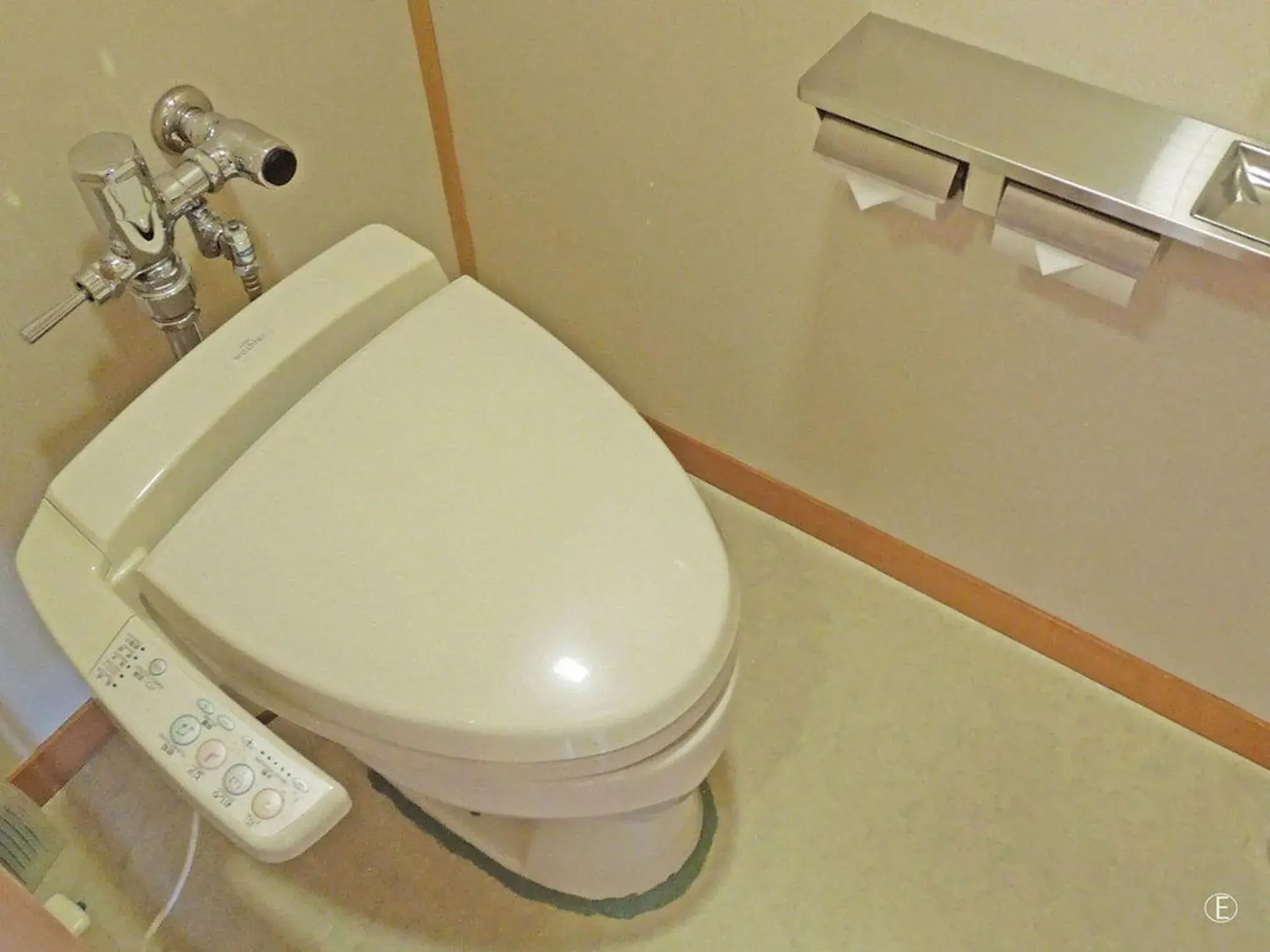 Toilet, Bathroom in Hyoe Koyokaku
