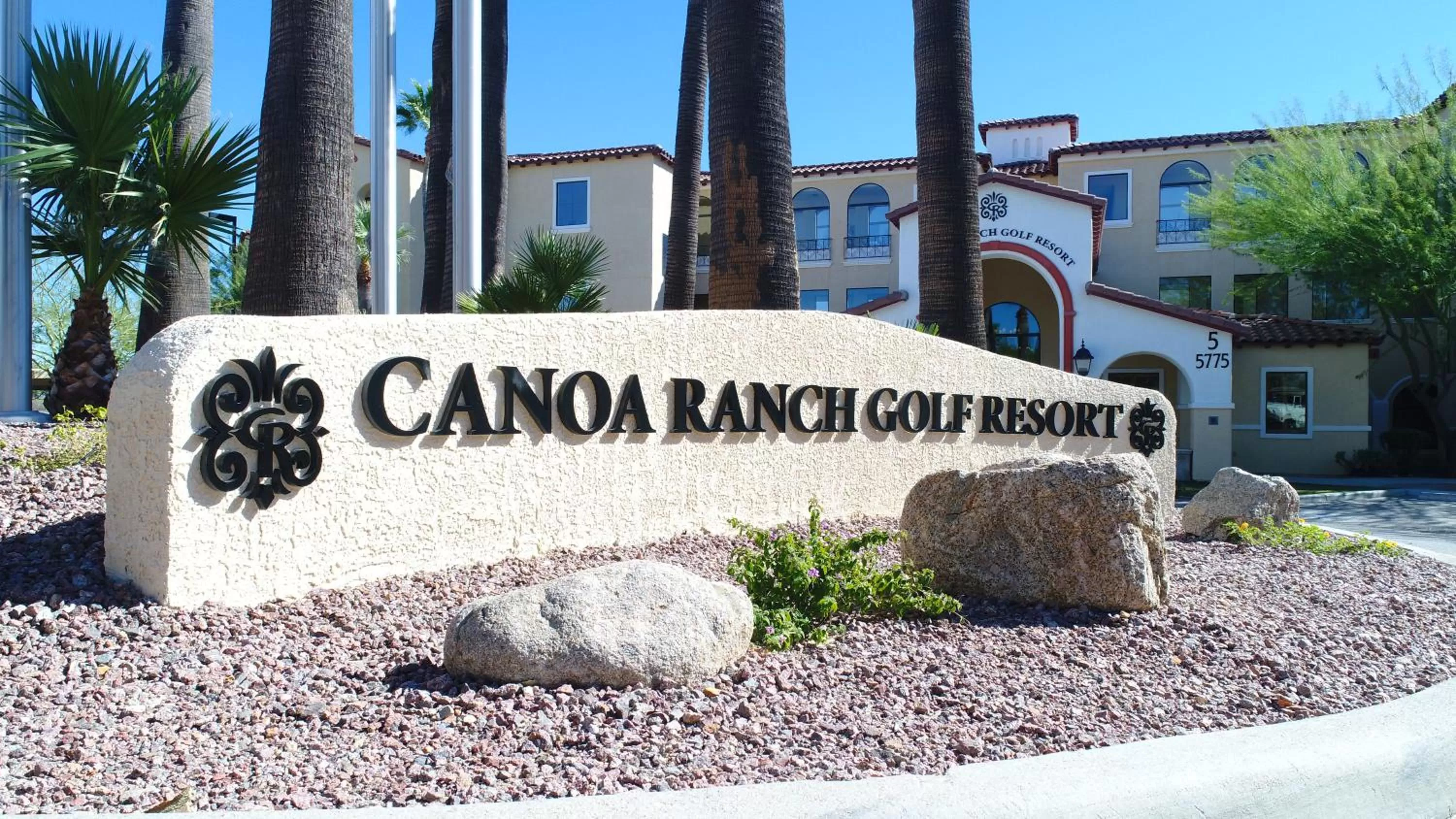 Facade/entrance in Canoa Ranch Golf Resort
