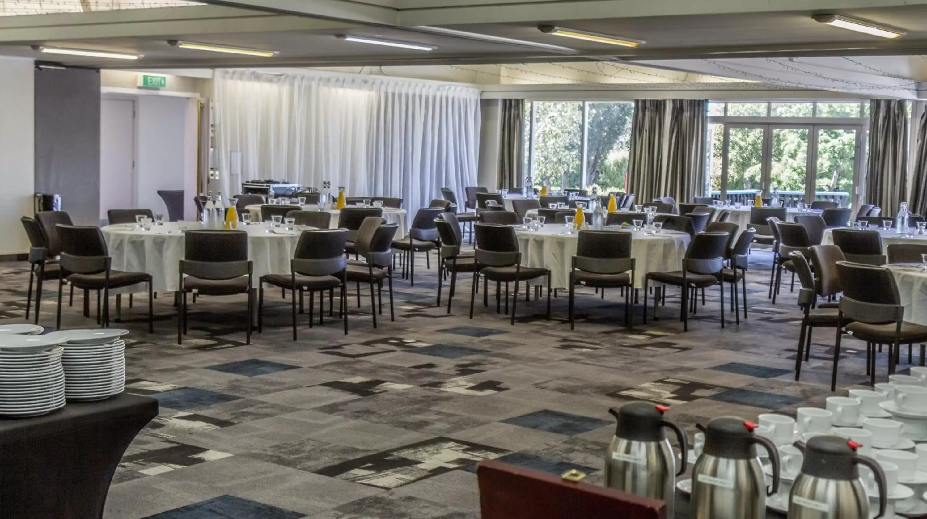 Business facilities, Restaurant/Places to Eat in Copthorne Solway Park, Wairarapa