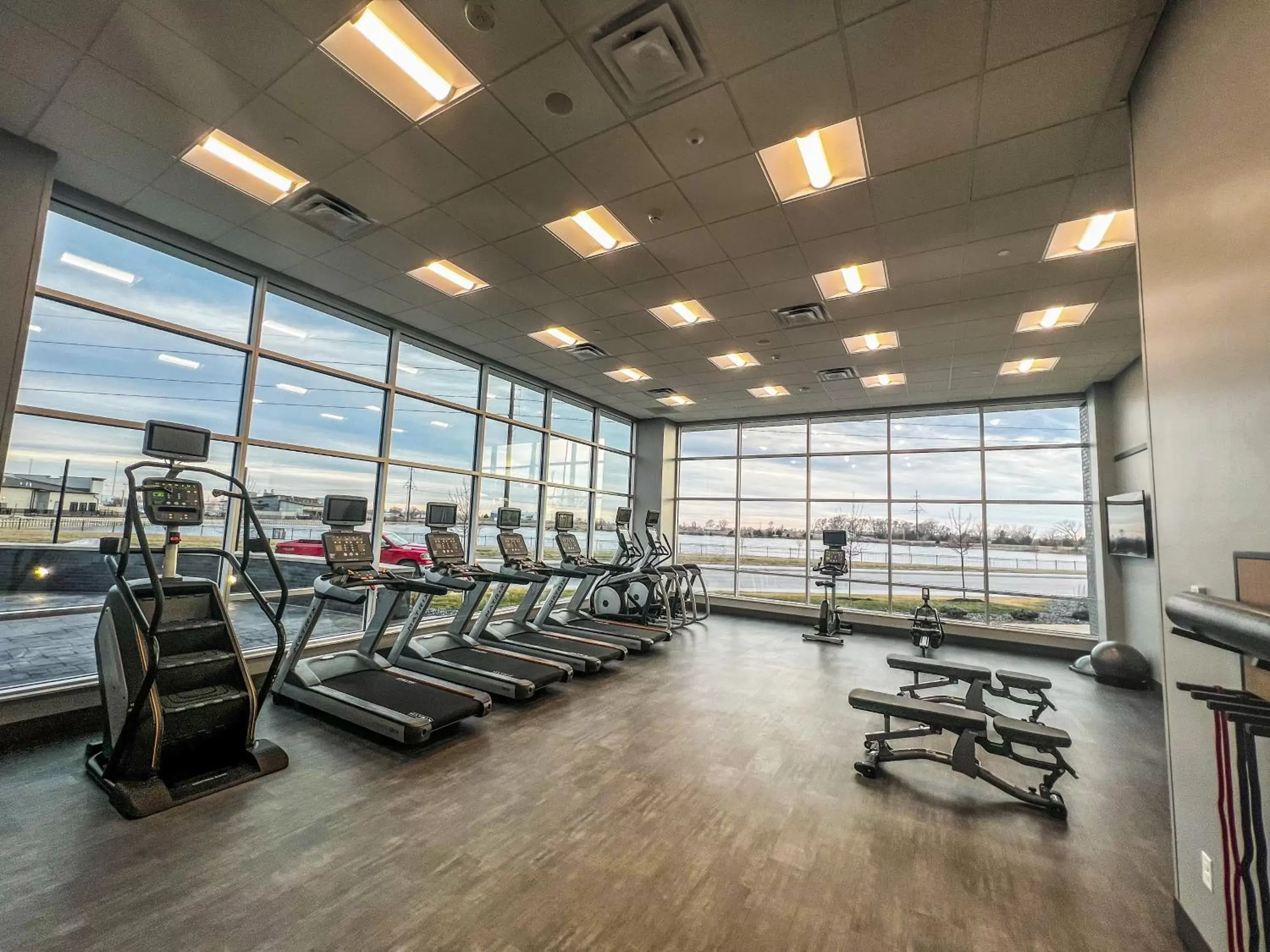 Fitness centre/facilities, Fitness Center/Facilities in Crowne Plaza - Kearney, an IHG Hotel