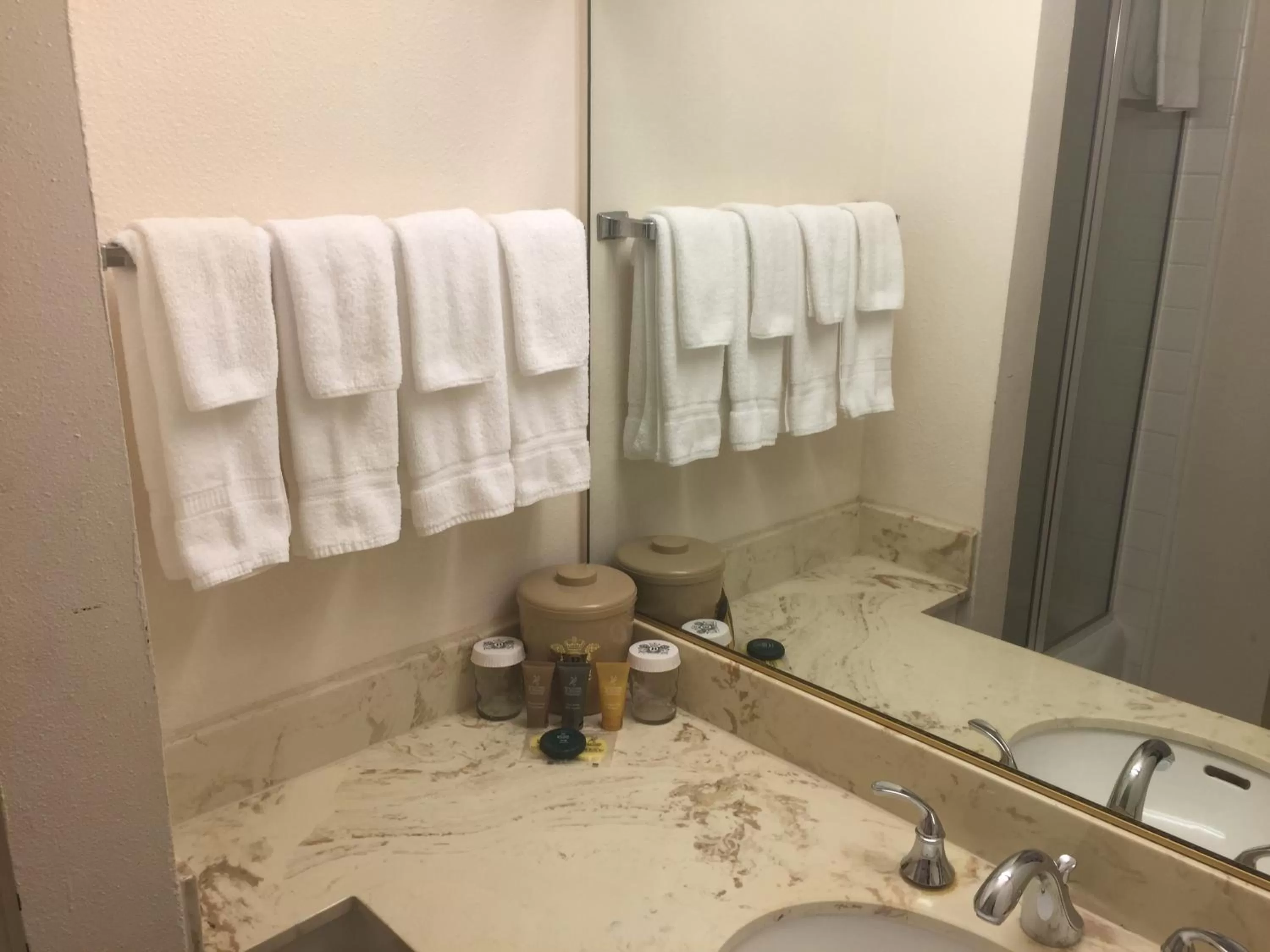 Bathroom in Hotel Amari