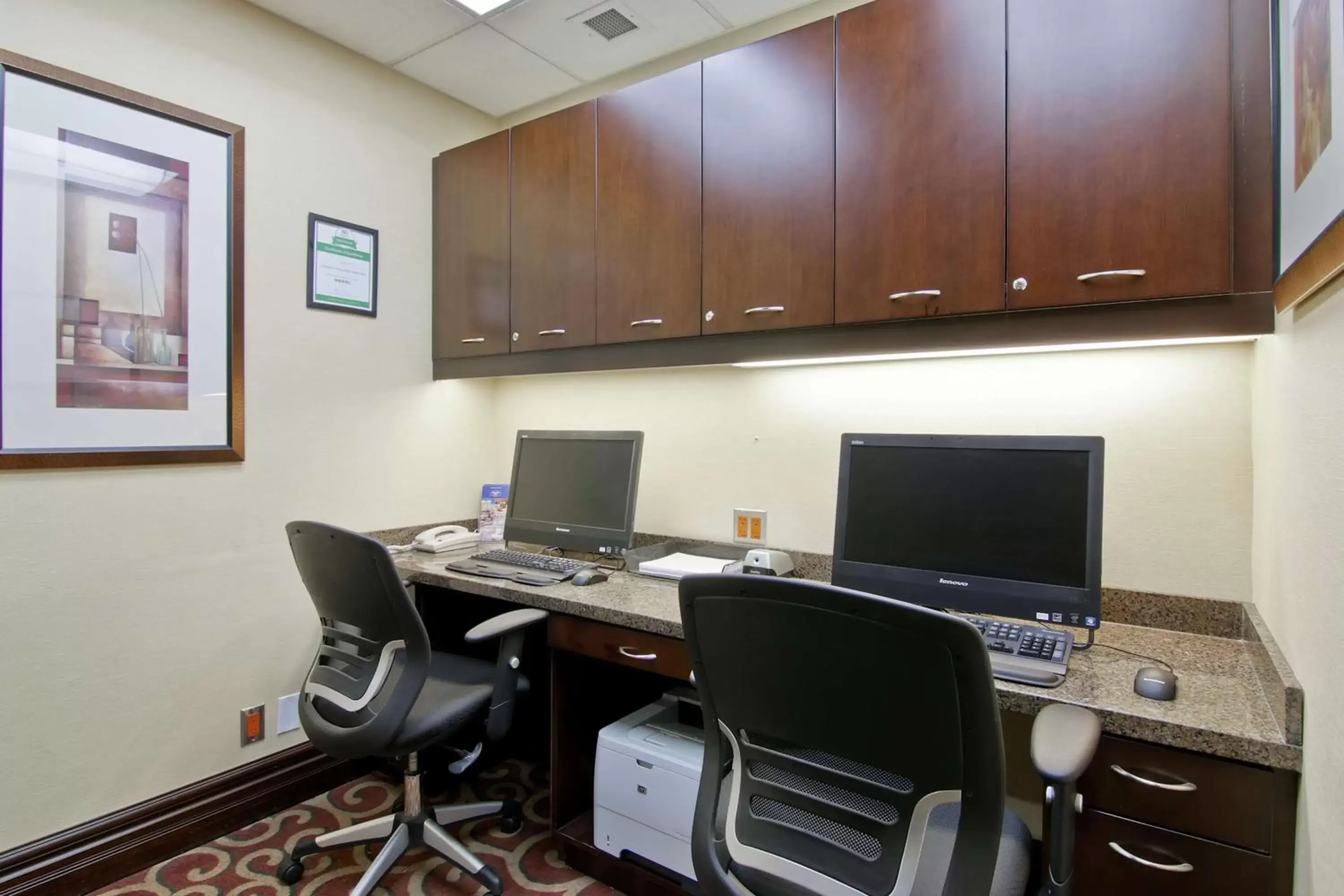 Business facilities, Business Area/Conference Room in Hampton Inn by Hilton North Bay