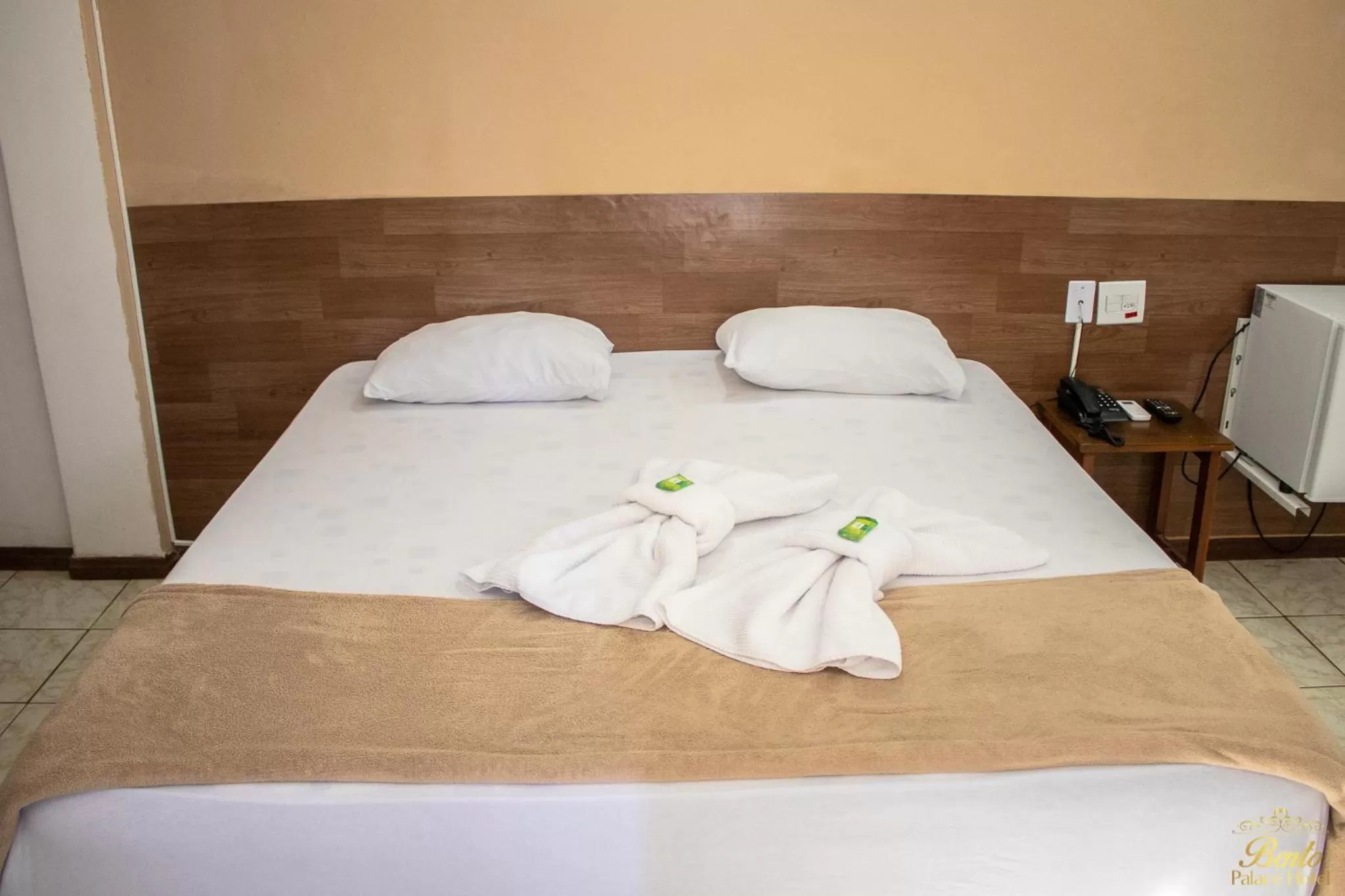 Bed in Bento palace hotel