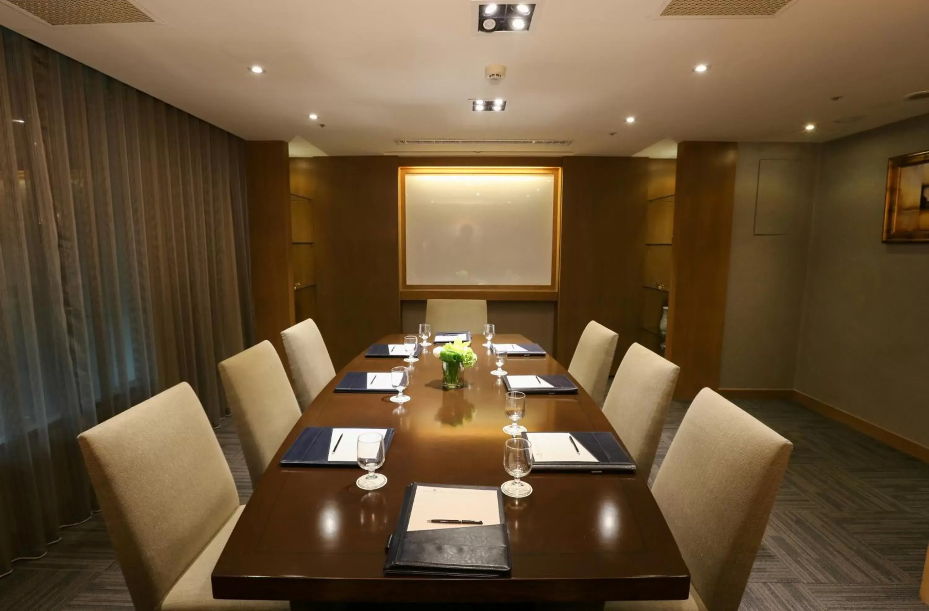 Meeting/conference room in Taipei Fullerton Hotel - South