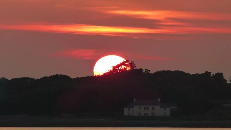 Sunset, Sunrise/Sunset in Anglesey Arms