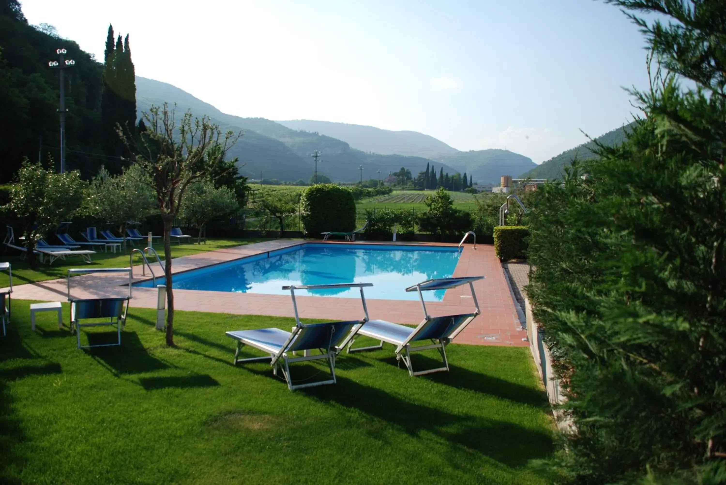 Garden, Swimming Pool in Hotel La Pergola