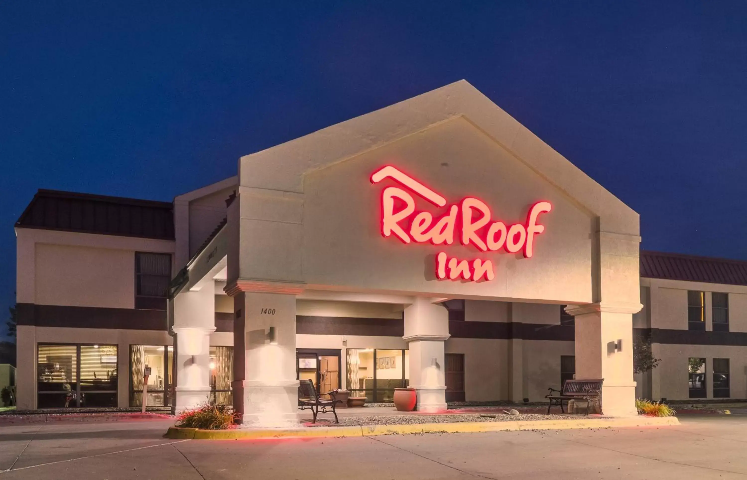 Property Building in Red Roof Inn Ames