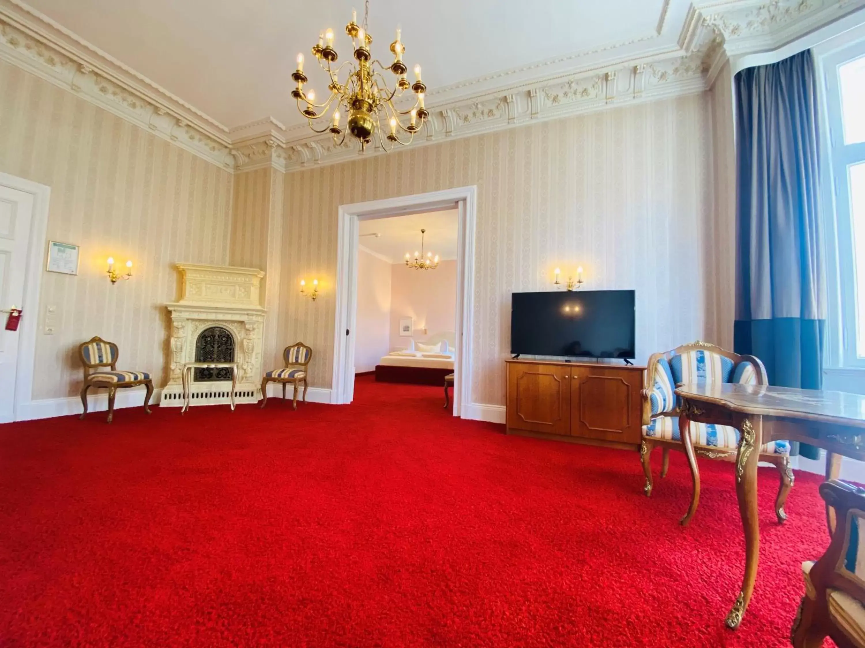 TV and multimedia, Seating Area in Hotel Kaiserhof Deluxe