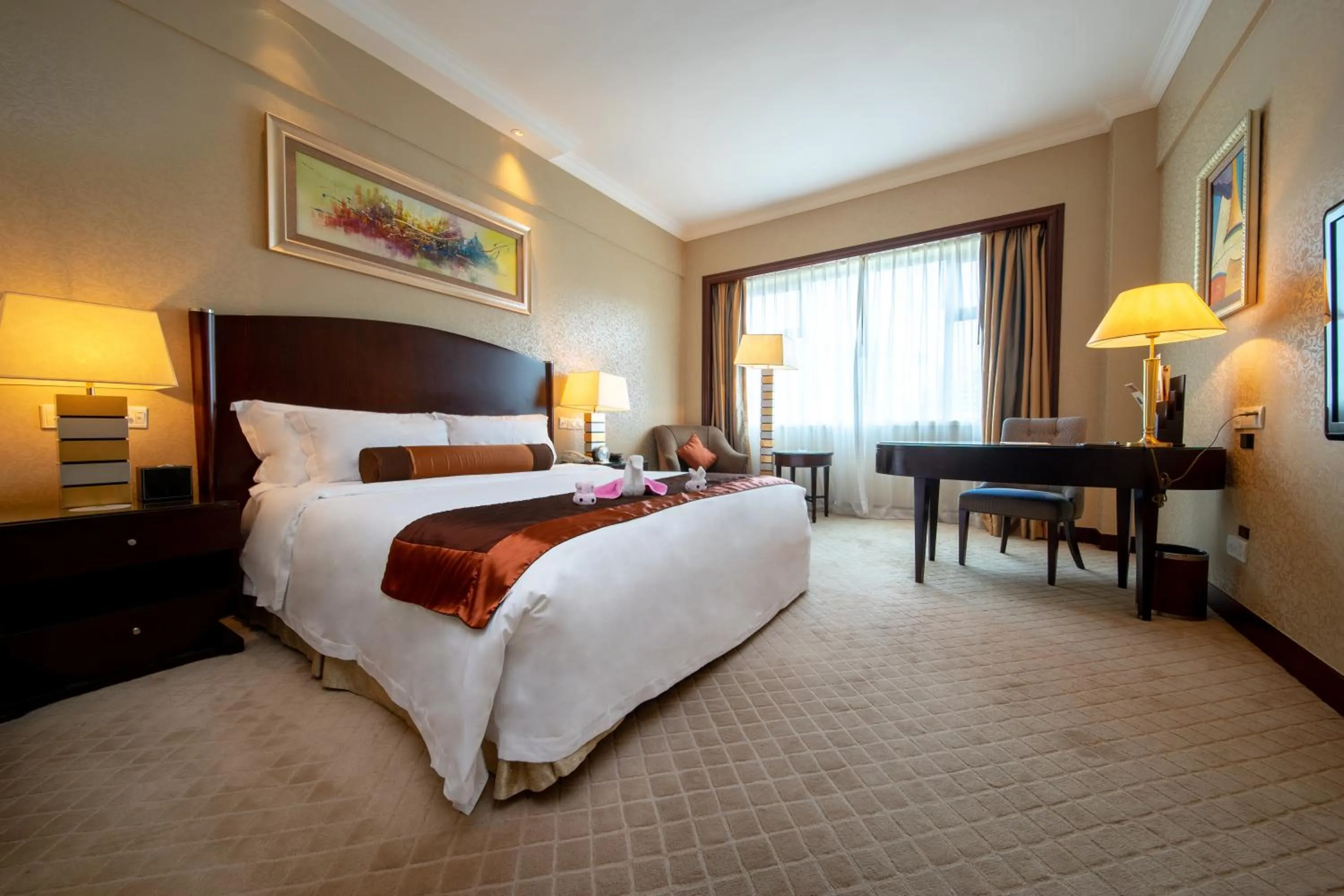 Photo of the whole room, Bed in Grand International Hotel