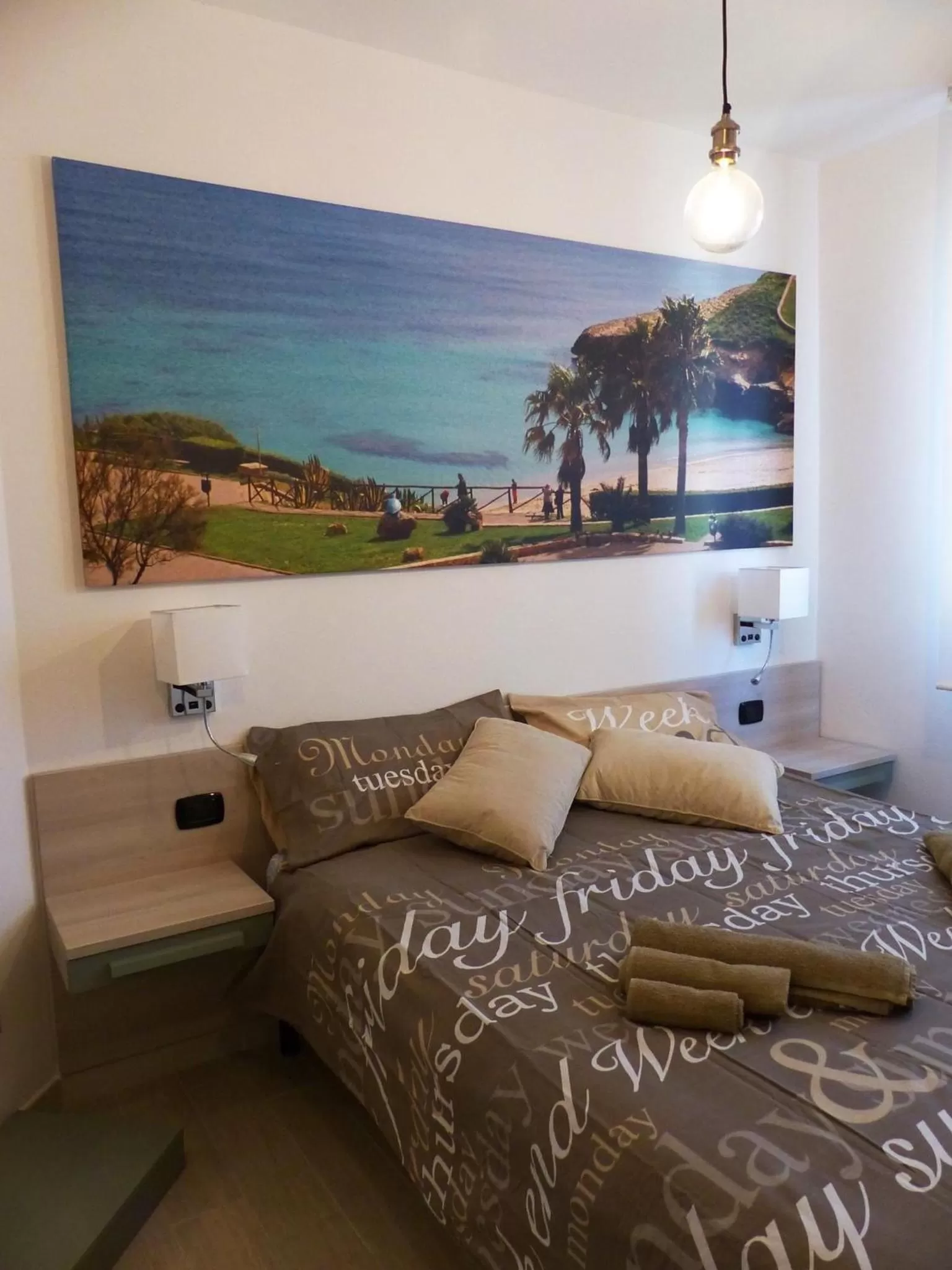 Bedroom in Re Barbaro