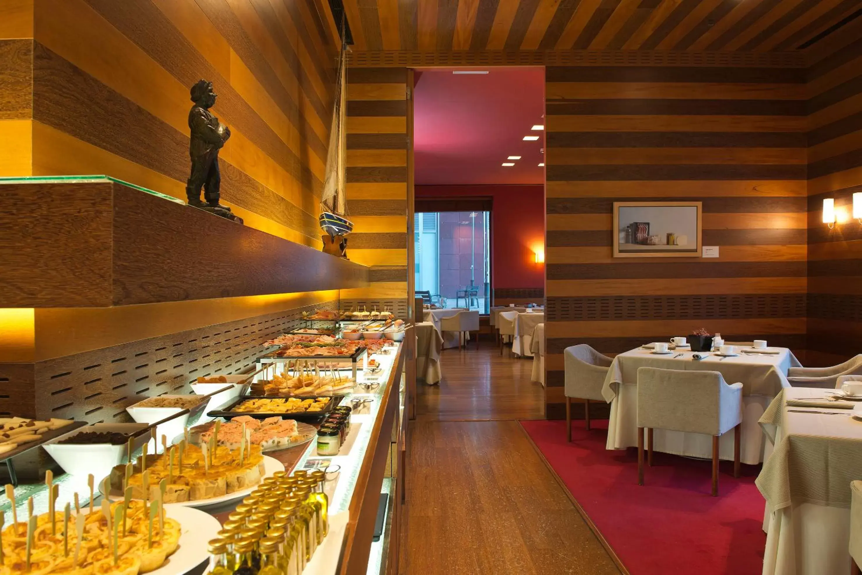 Buffet breakfast, Restaurant/Places to Eat in Hotel Melia Bilbao