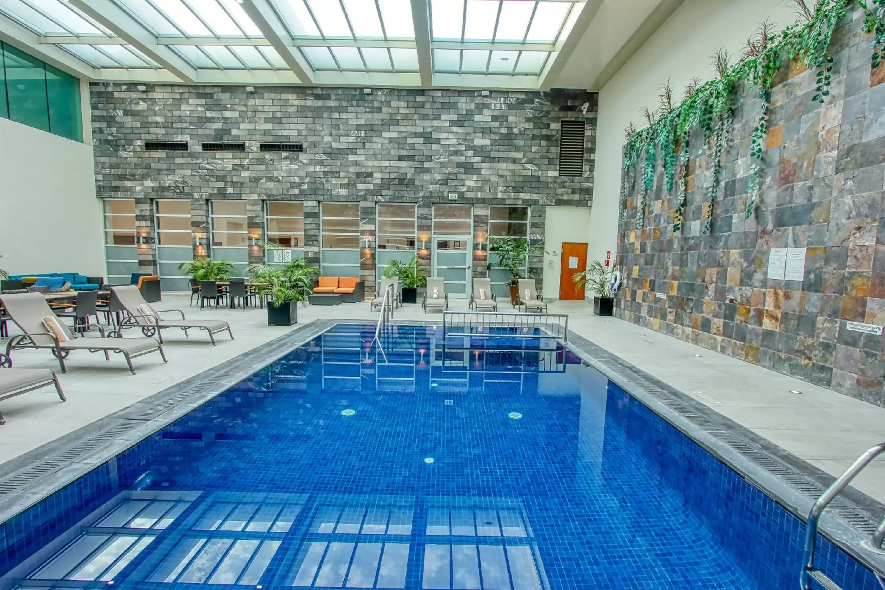 Swimming Pool in Holiday Inn & Suites Plaza Mayor, an IHG Hotel