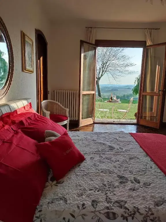 Double Room with Private Bathroom in Villa Pieve Double Room with Private Bathroom in Villa Pieve