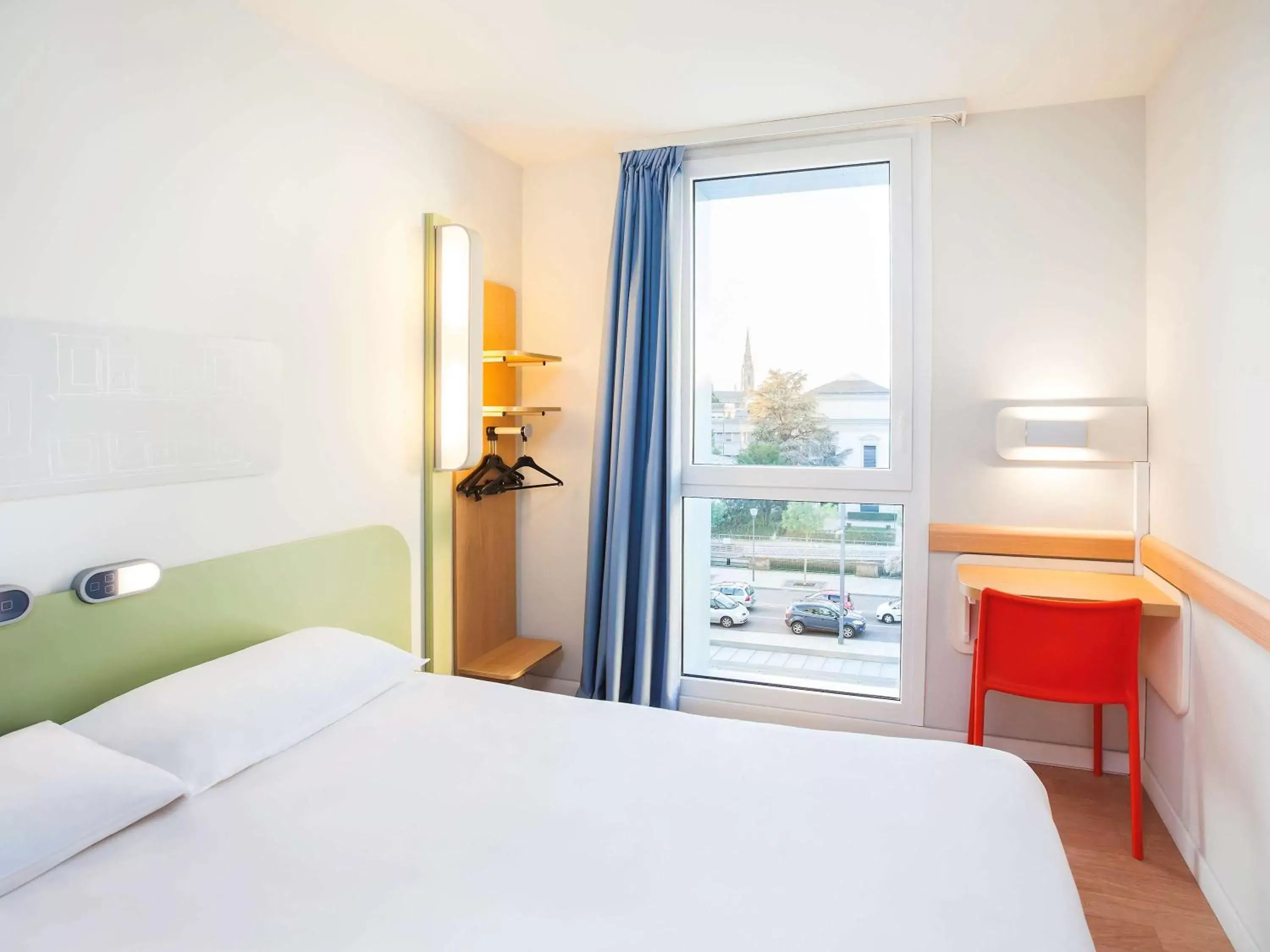 Photo of the whole room, Bed in Ibis Budget Mulhouse Centre Gare