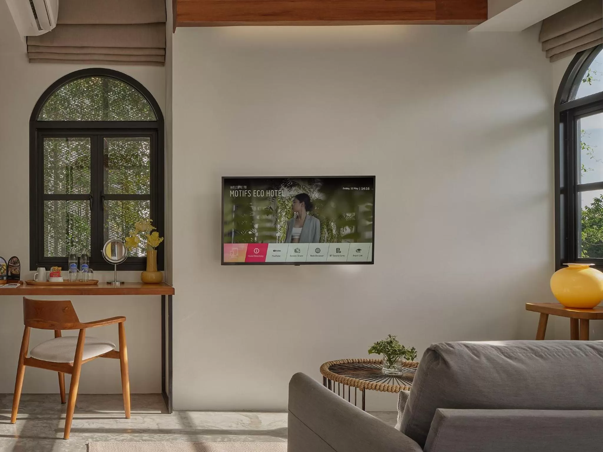 TV and multimedia in The Motifs Eco Hotel - SHA Extra Plus