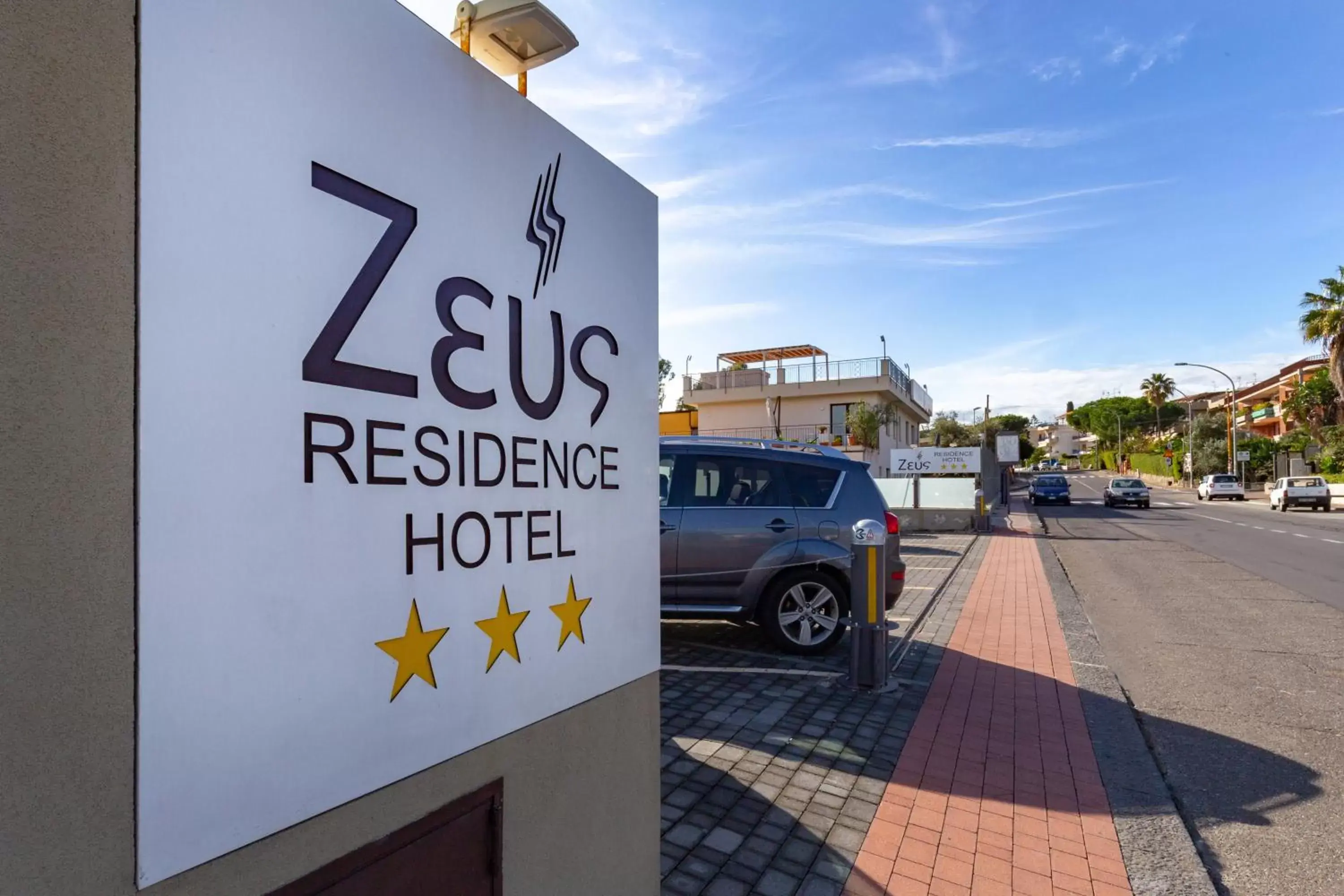 Property building in Zeus Hotel - Aparthotel - Meeting & Congress