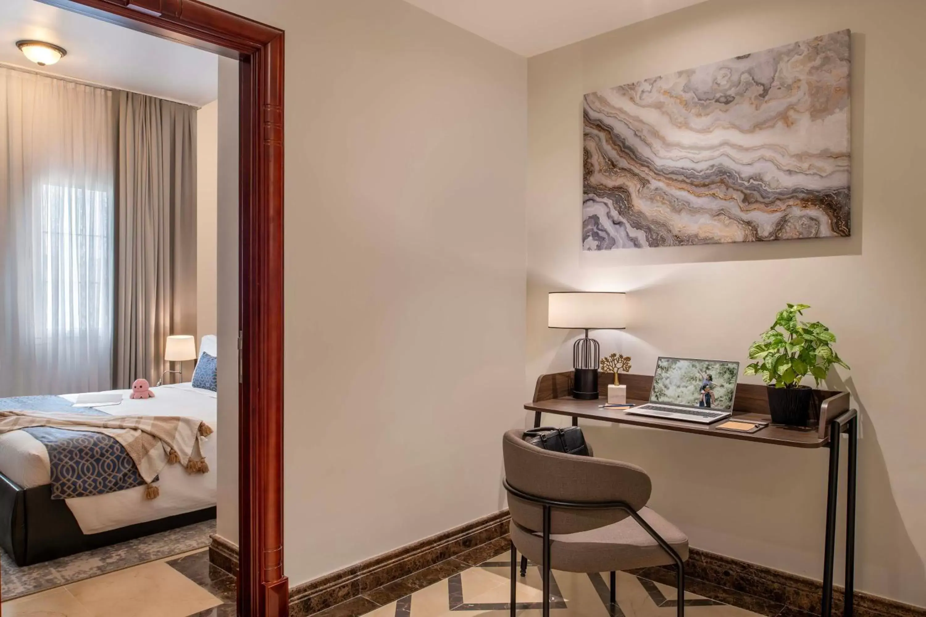 Property building, Bed in Somerset Al Mansoura Doha Property building, Bed in Somerset Al Mansoura Doha