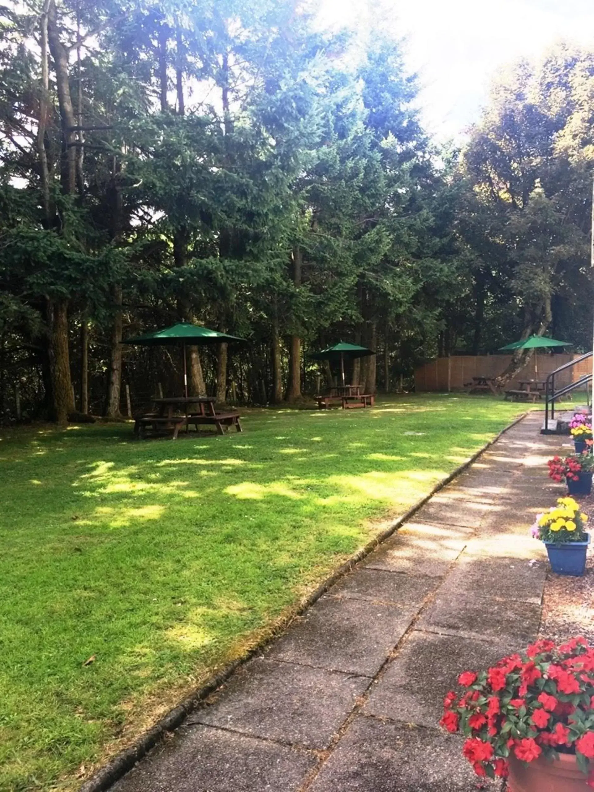 Garden in Ben Nevis Hotel & Leisure Club