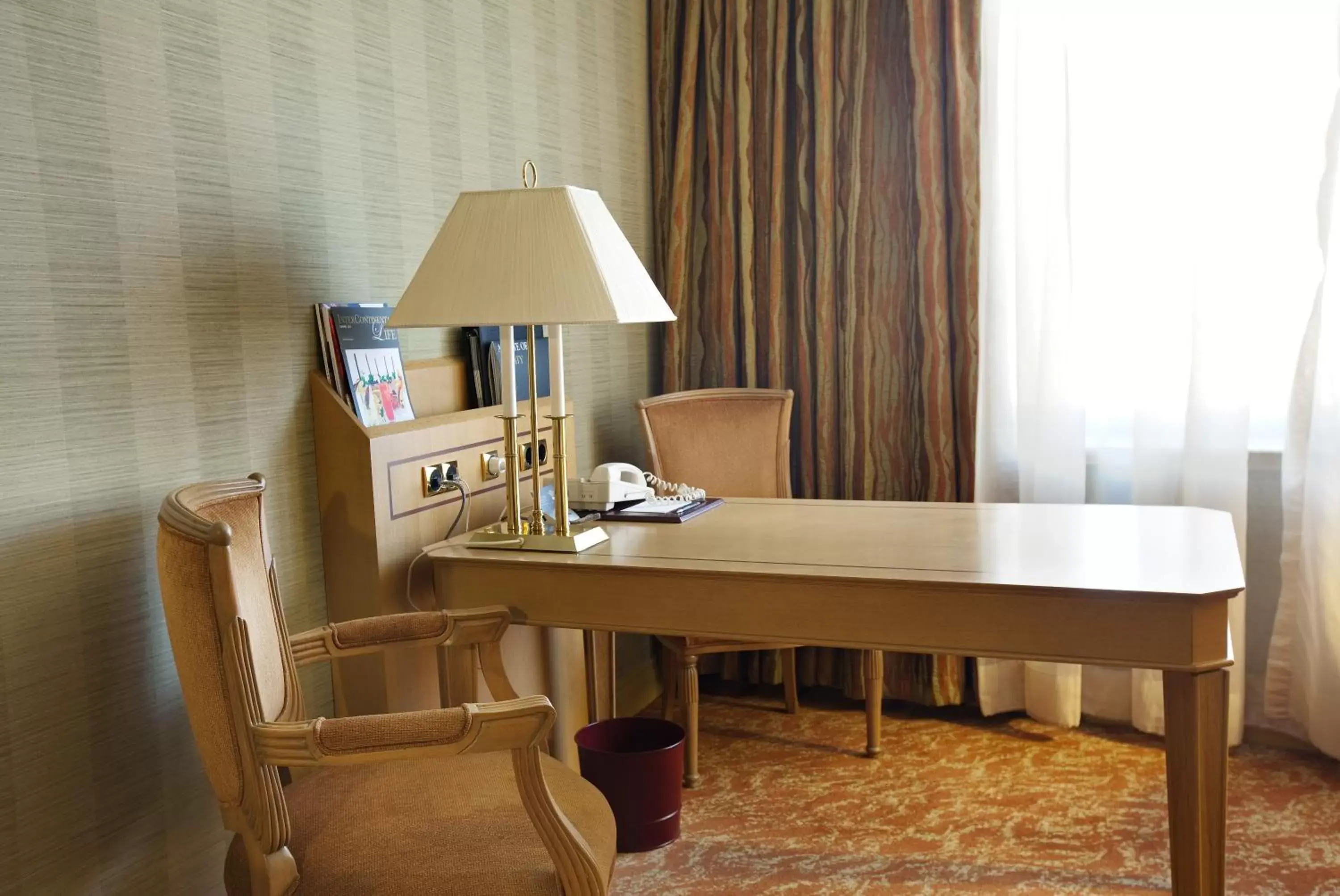 Living room, Seating Area in InterContinental Almaty, an IHG Hotel