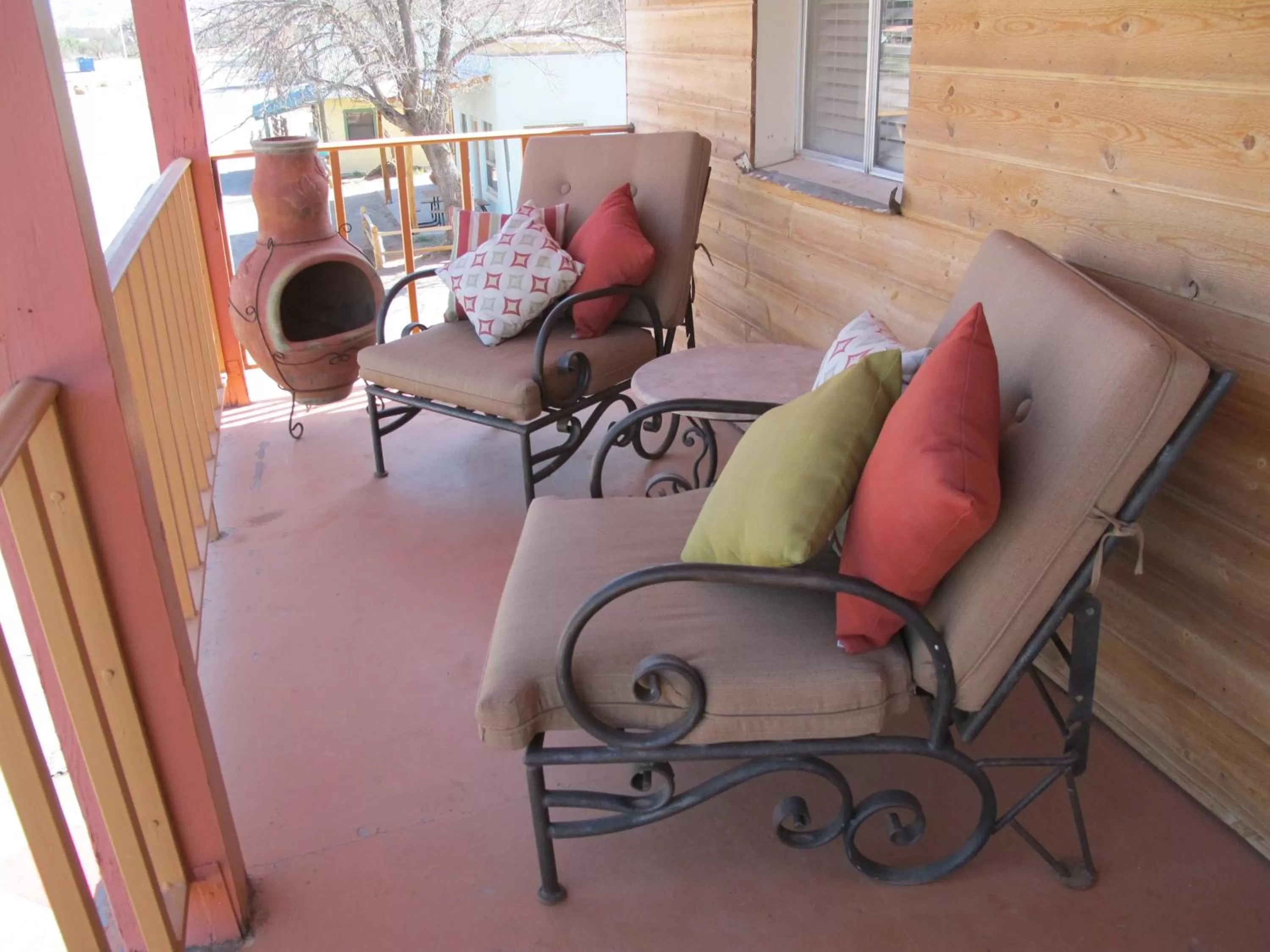 Seating Area in Stage Stop Inn