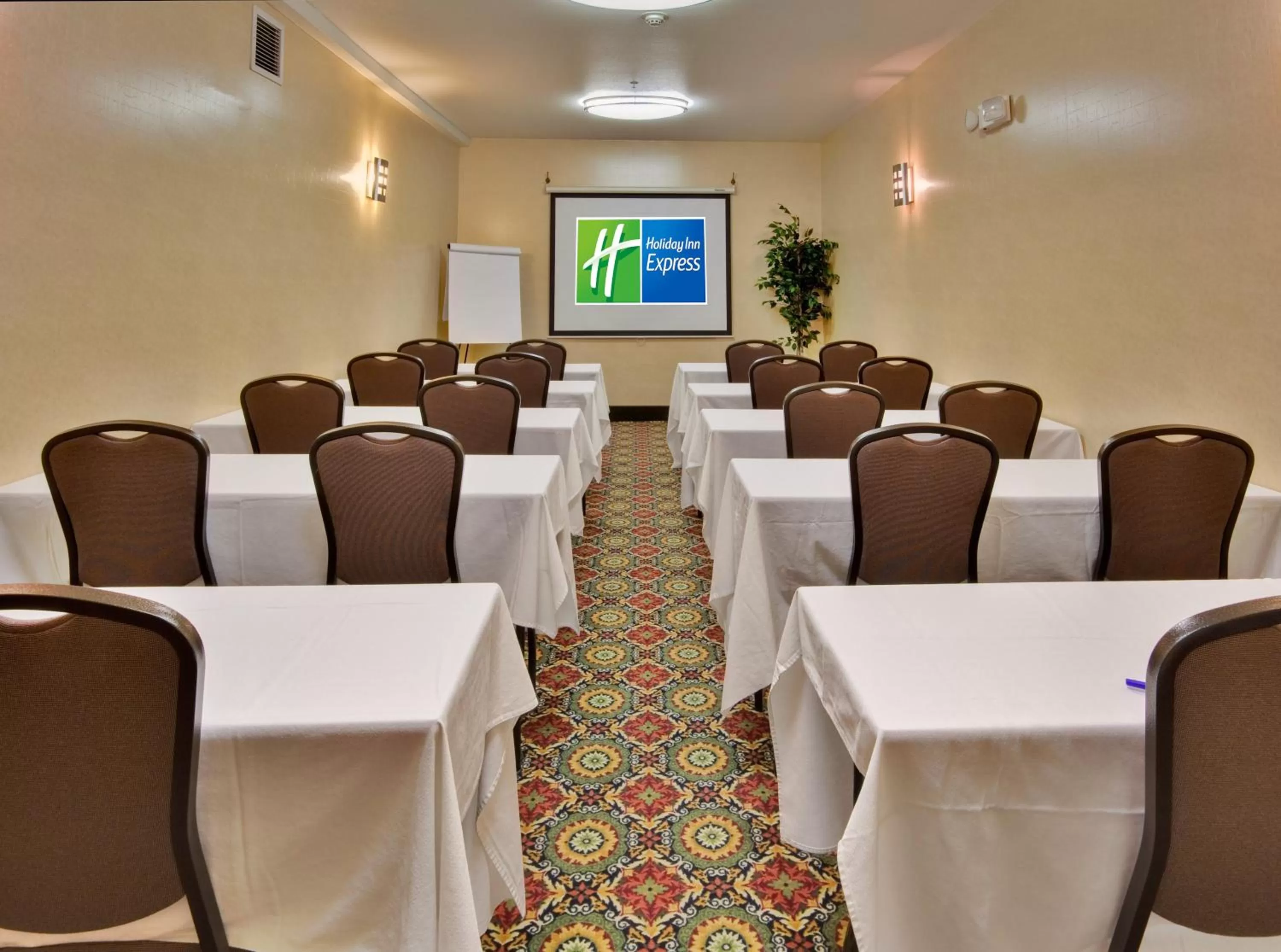 Meeting/conference room in Holiday Inn Express Hotel & Suites Ontario Airport-Mills Mall by IHG