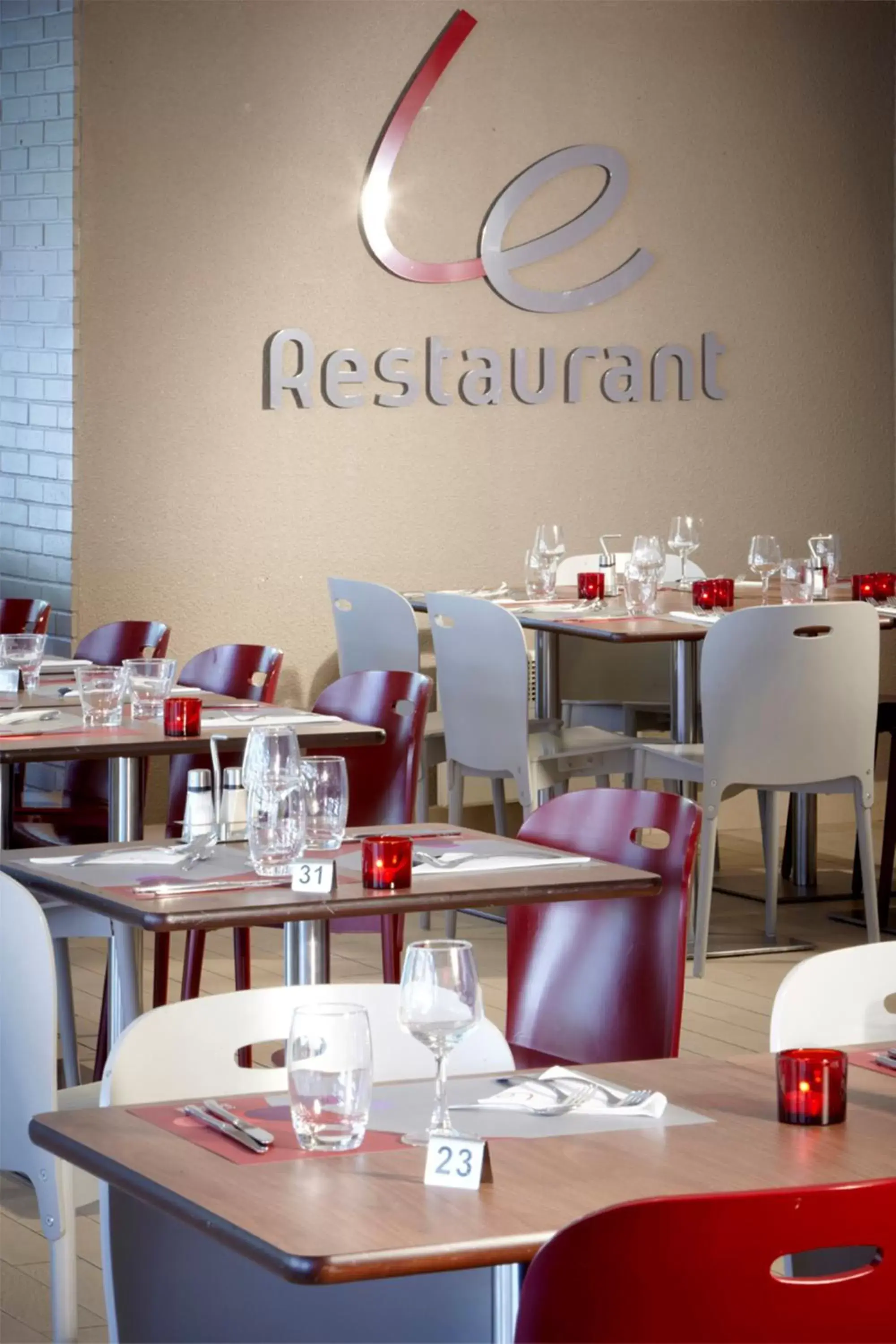 Restaurant/Places to Eat in Campanile Lyon Ouest Tassin