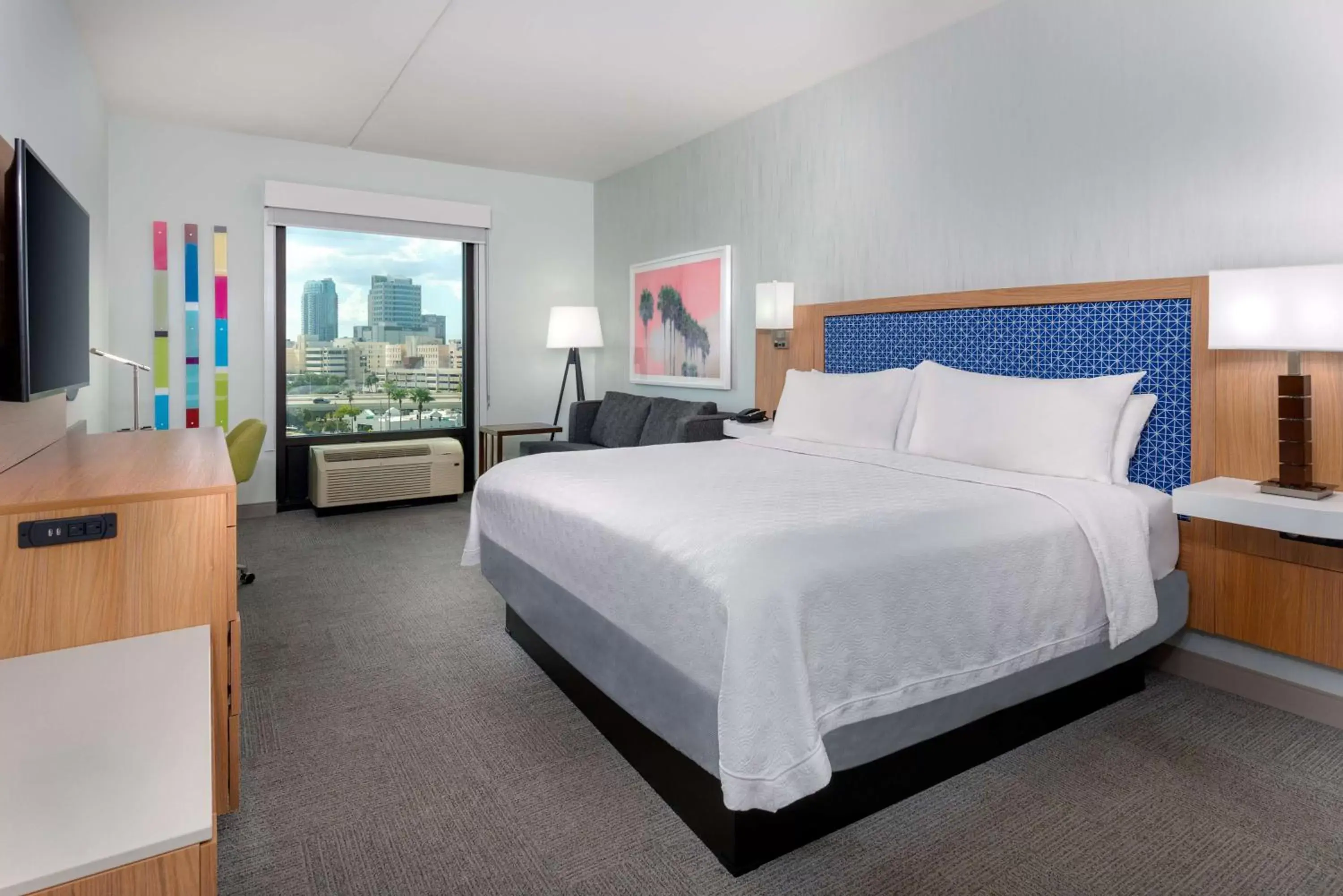 Bedroom, Bed in Hampton Inn Tampa Downtown Channel District Bedroom, Bed in Hampton Inn Tampa Downtown Channel District