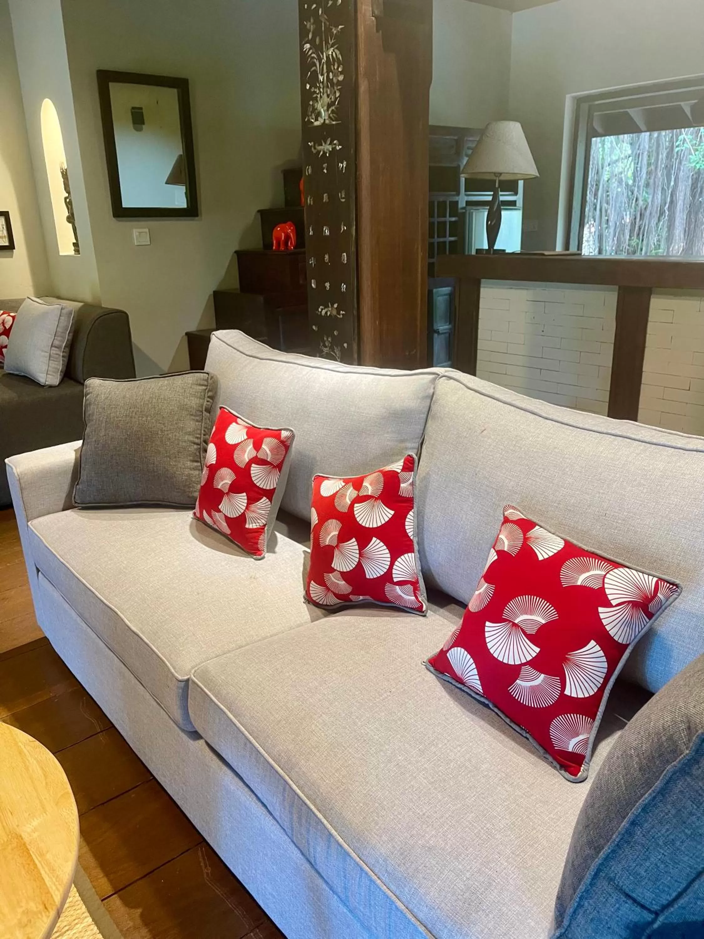 Living room in La Palmeraie D'angkor