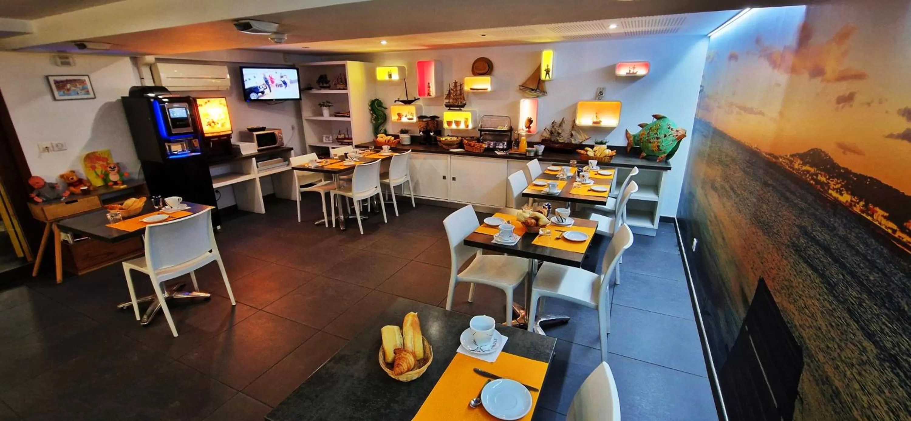 Decorative detail in Hôtel Au Valéry