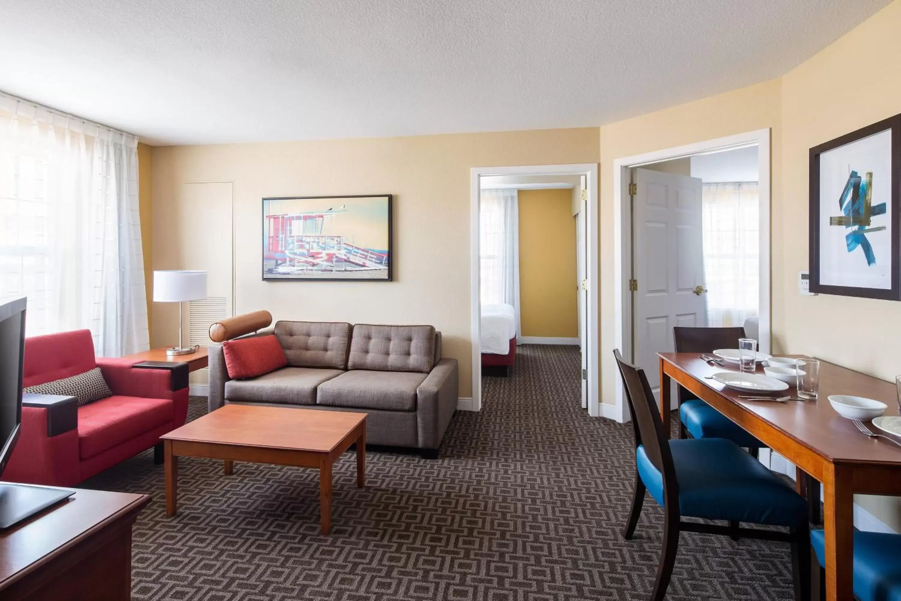 Living room, Seating Area in TownePlace Suites Los Angeles LAX Manhattan Beach