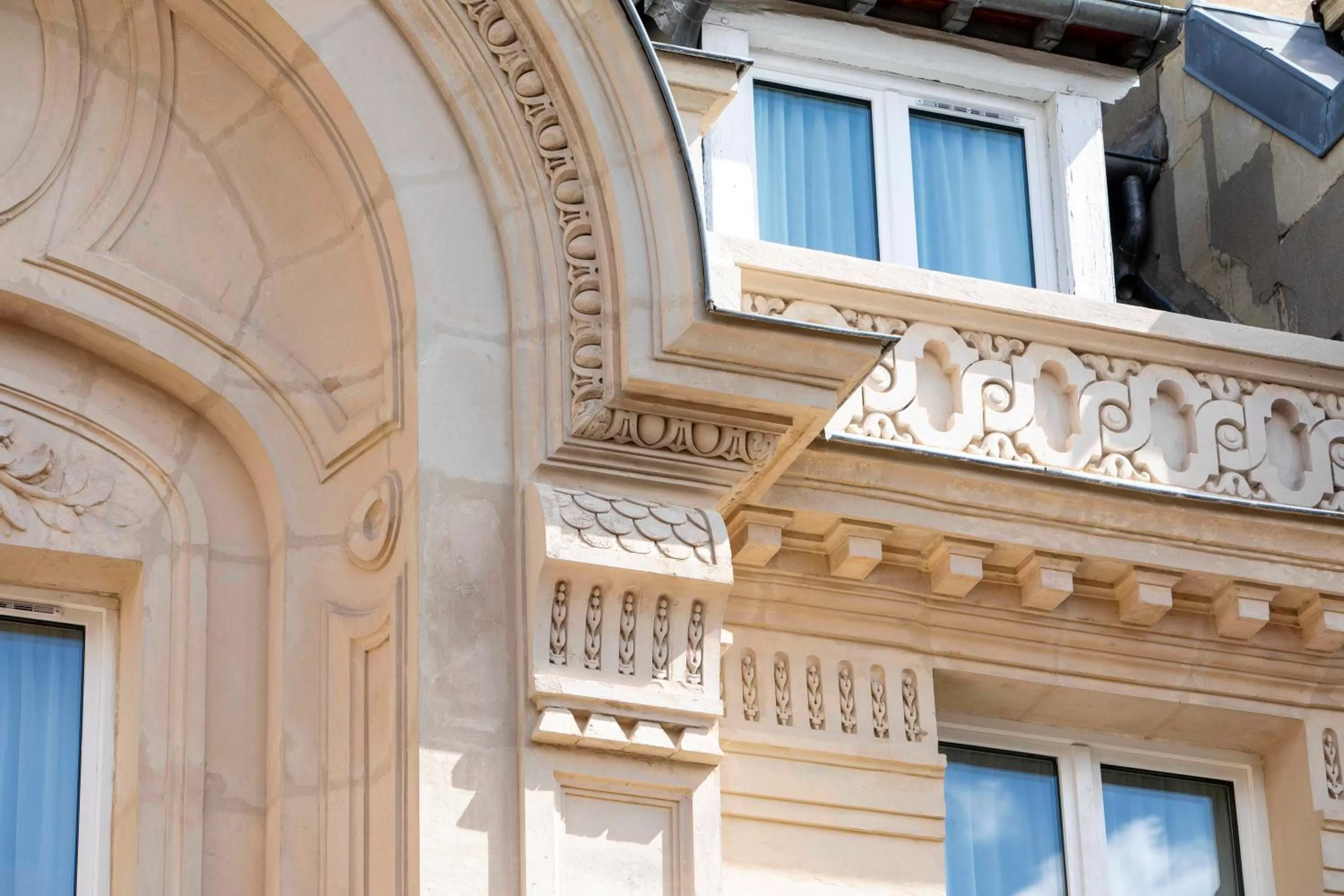 Property building in Daunou Opéra