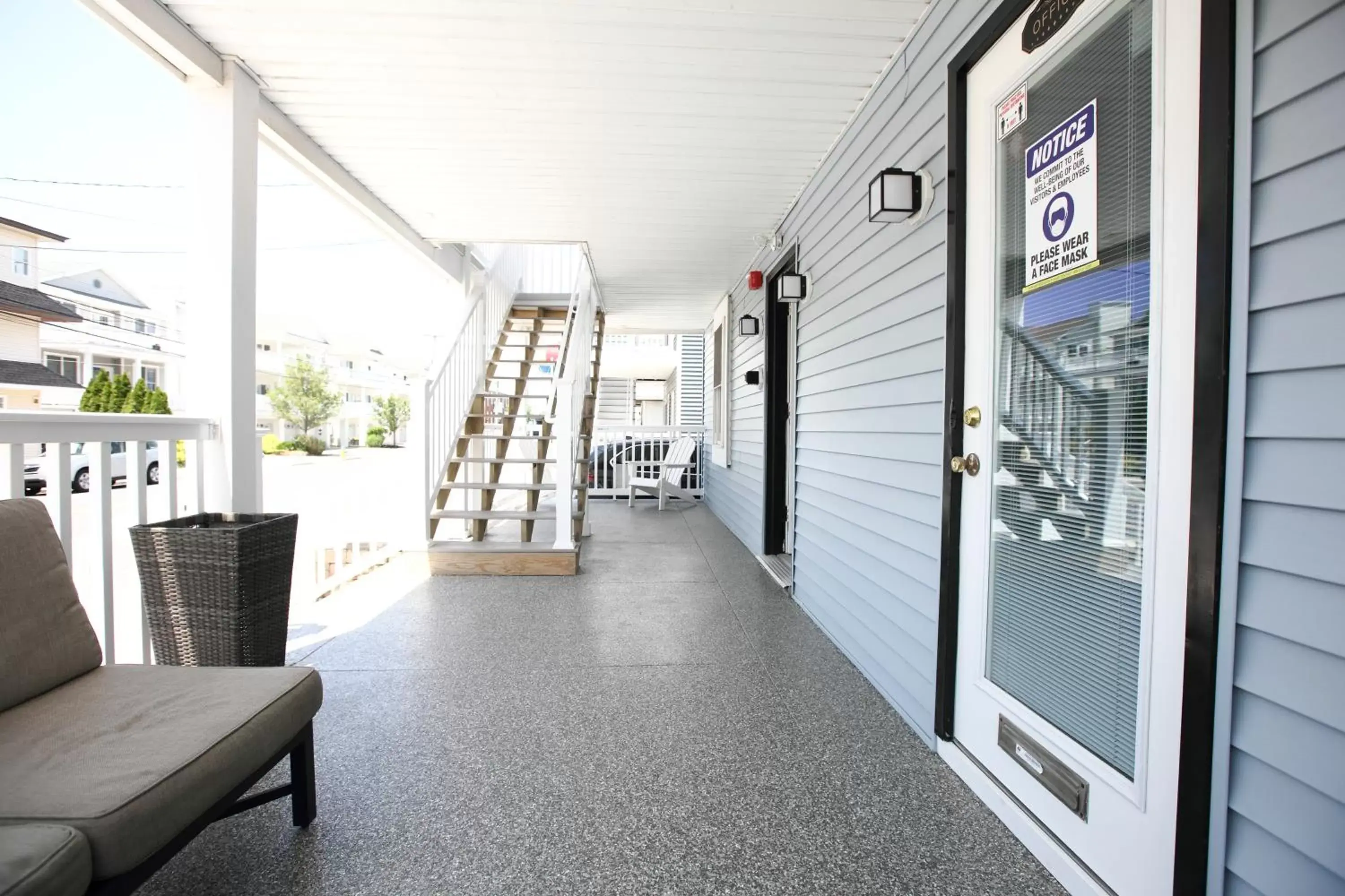 Patio in Garfield Beach House