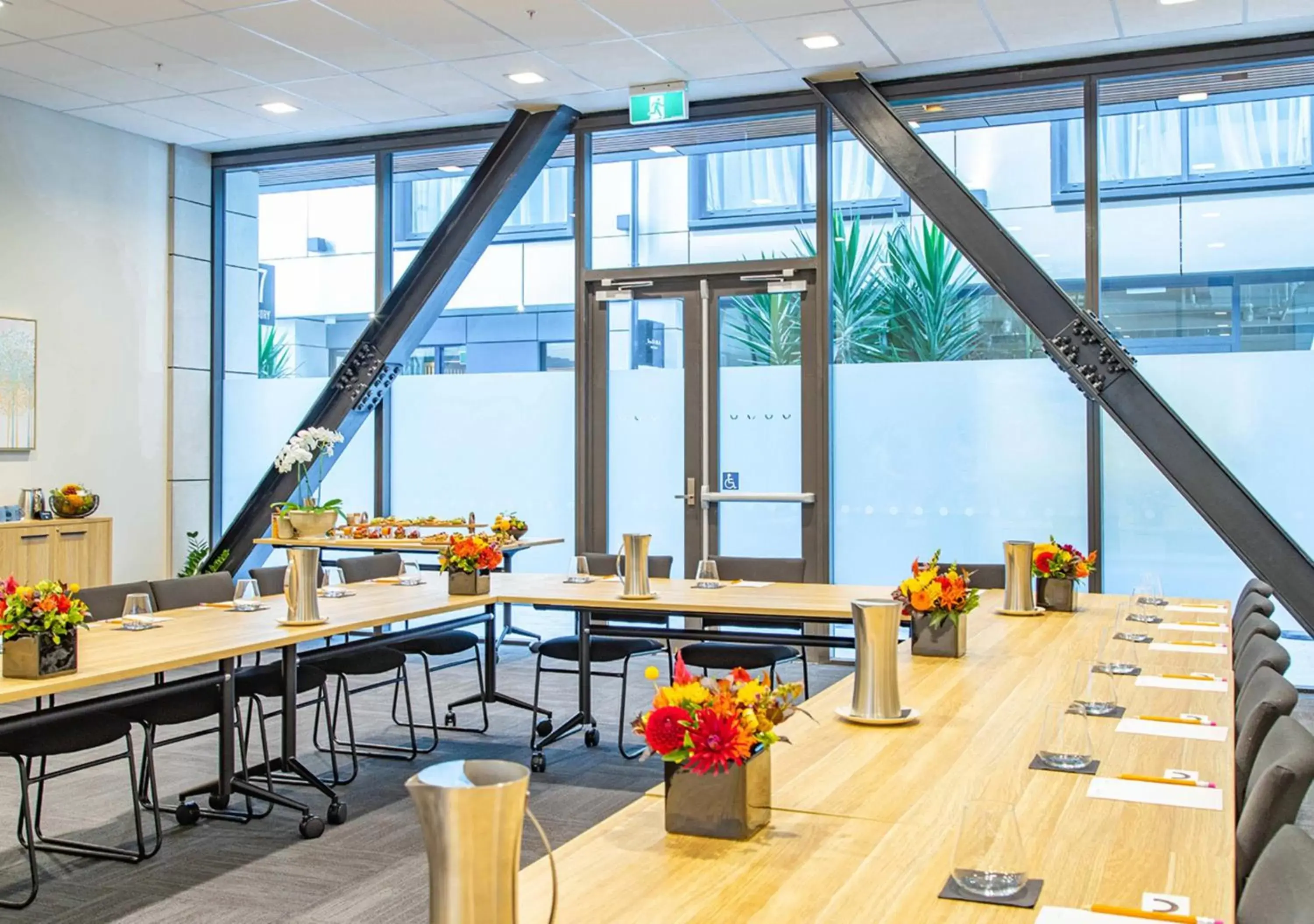 Meeting/conference room, Restaurant/Places to Eat in Sudima Christchurch City