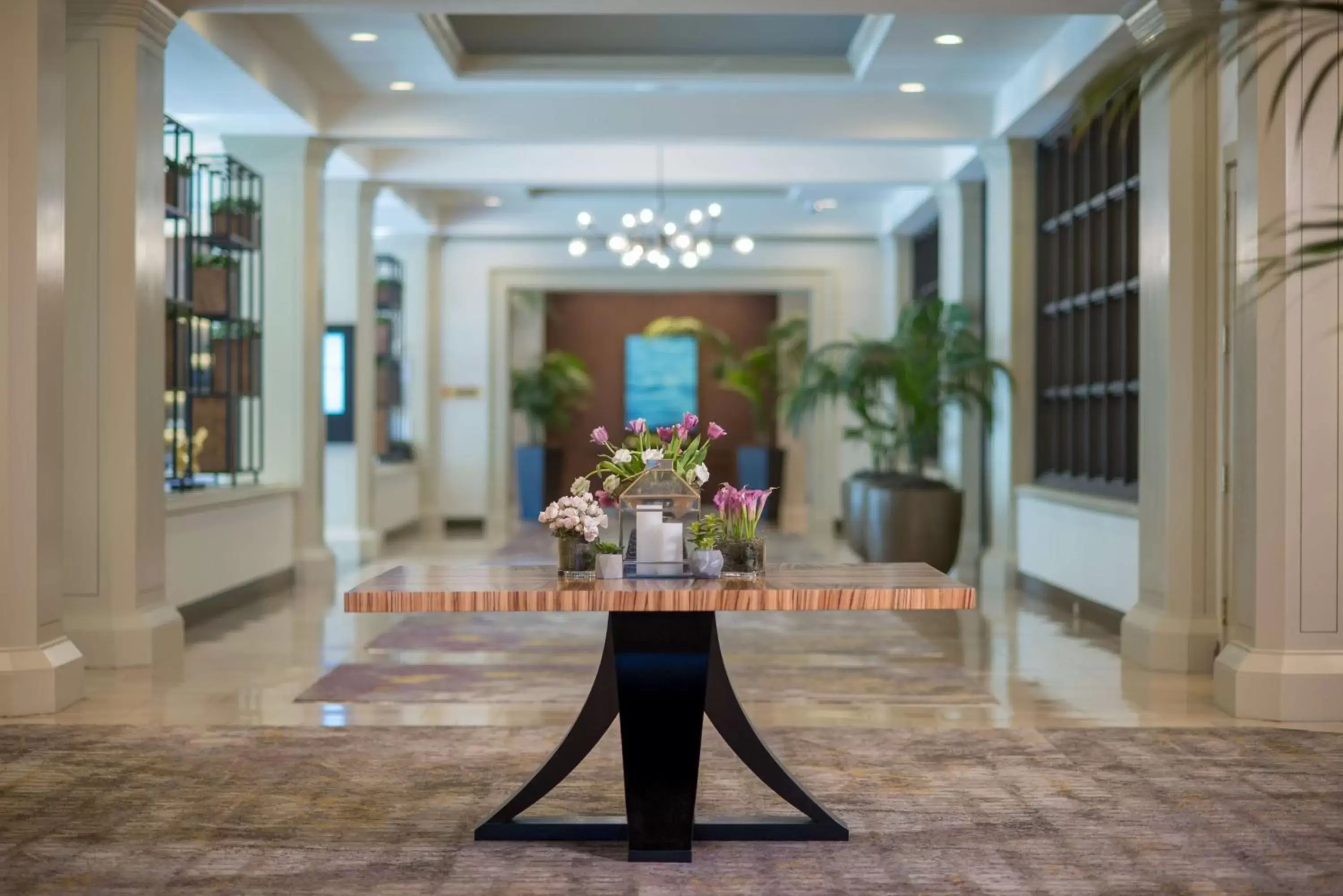 Lobby or reception in DoubleTree by Hilton San Diego-Mission Valley