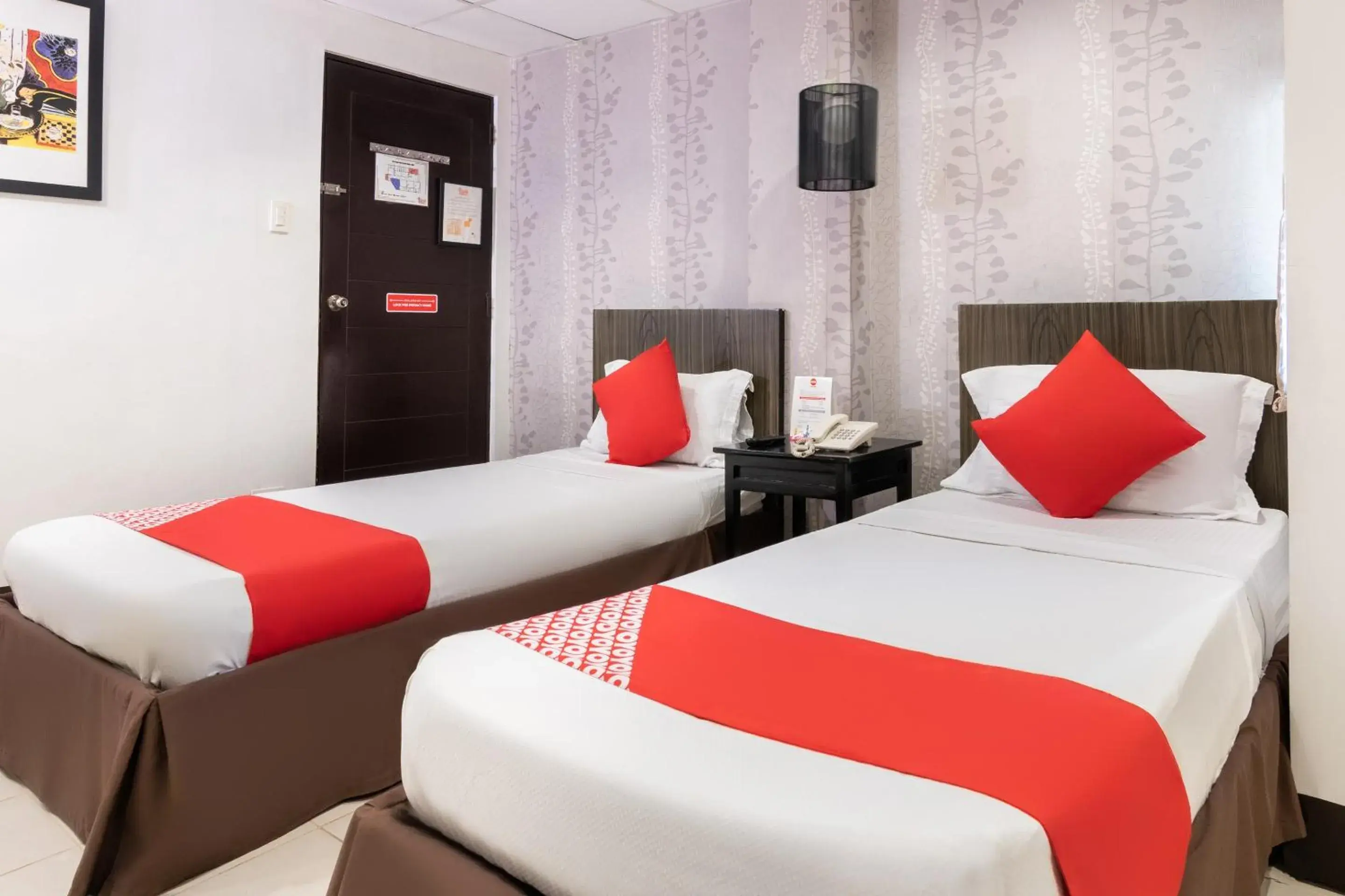 Bedroom, Bed in OYO 107 Orange Nest Hotel Vaccinated Staff