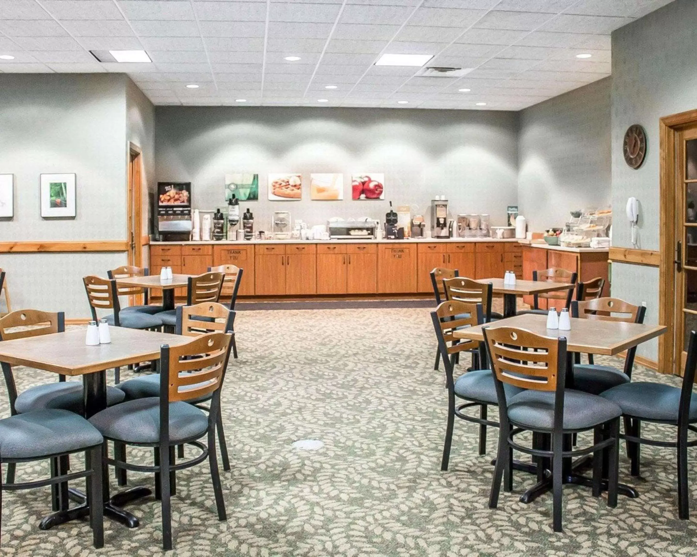 Restaurant/places to eat in Quality Inn Rhinelander Restaurant/places to eat in Quality Inn Rhinelander