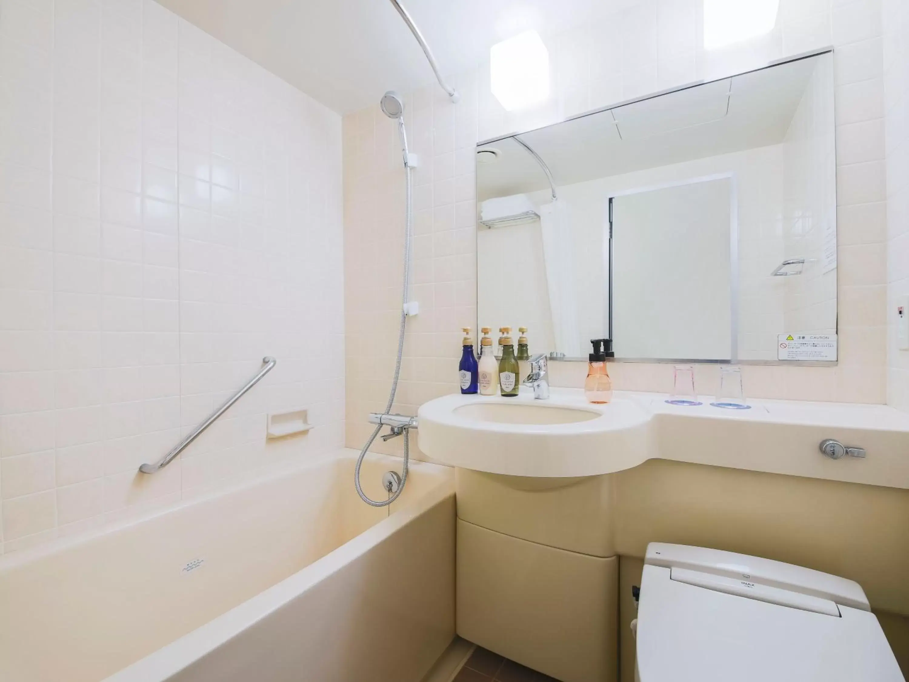 Standard Semi-Double Room -Non Smoking in ART HOTEL Aomori Standard Semi-Double Room -Non Smoking in ART HOTEL Aomori