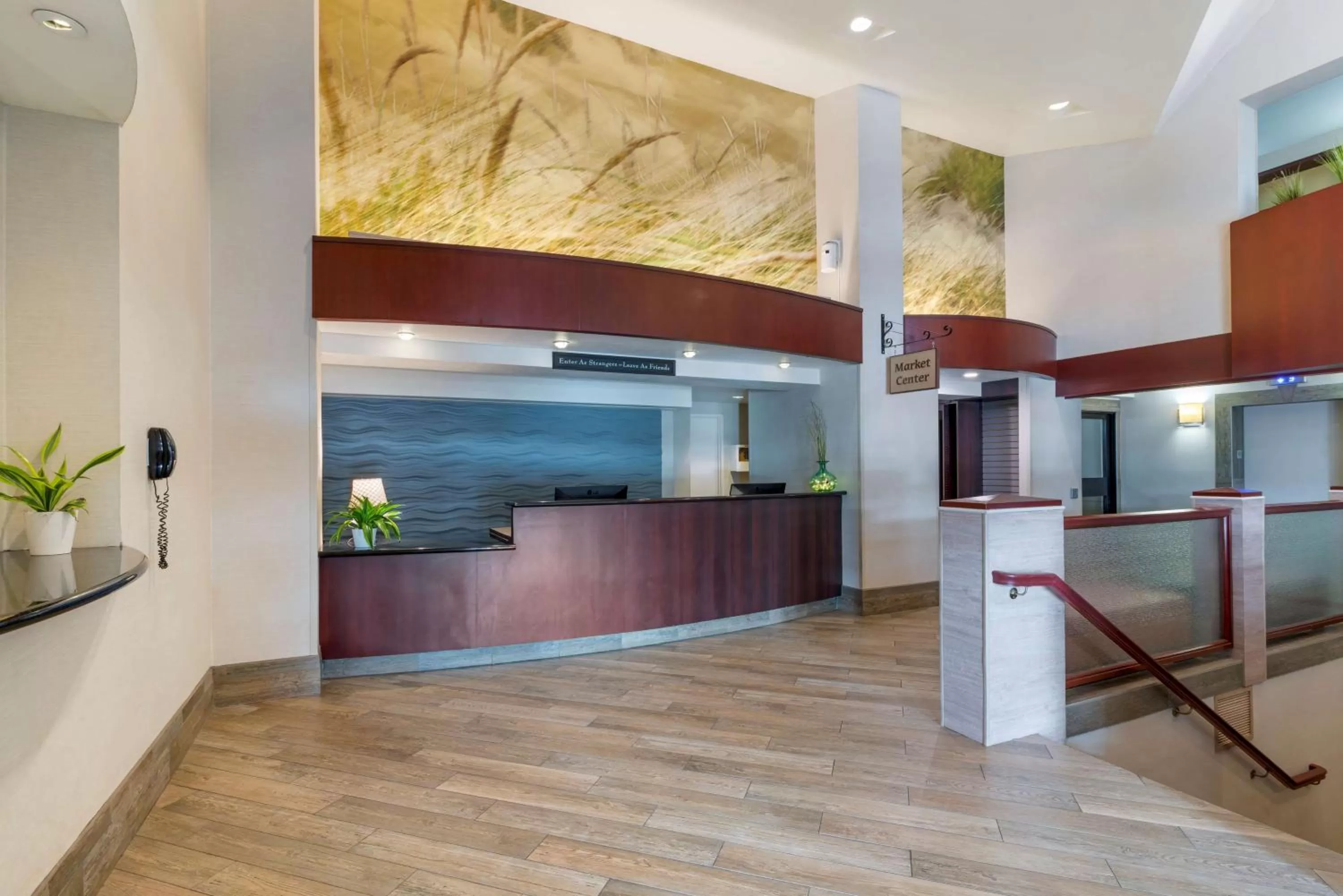 Lobby or reception in Best Western Plus Ocean View Resort