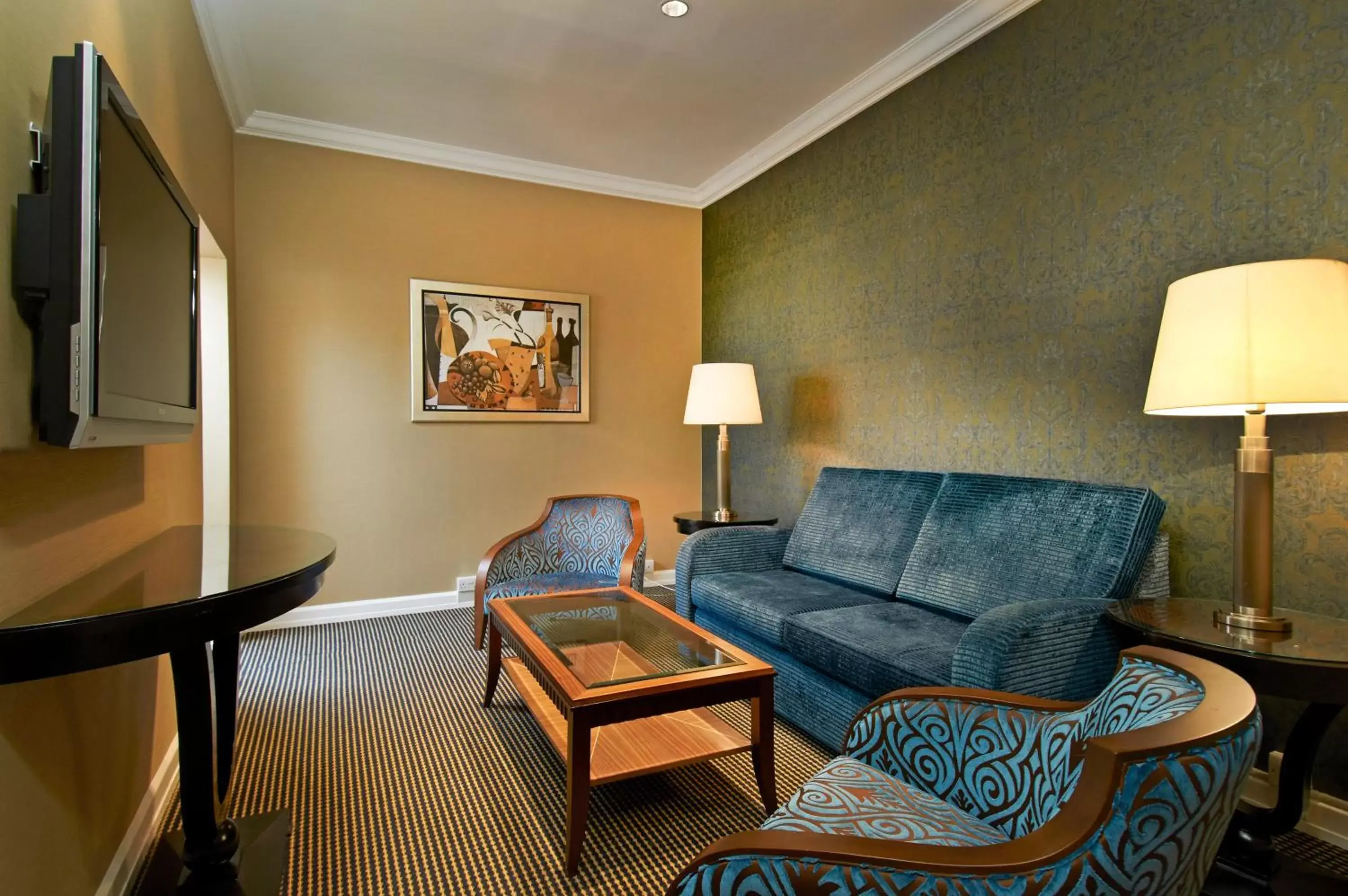 Living room, Seating Area in Hilton London Paddington