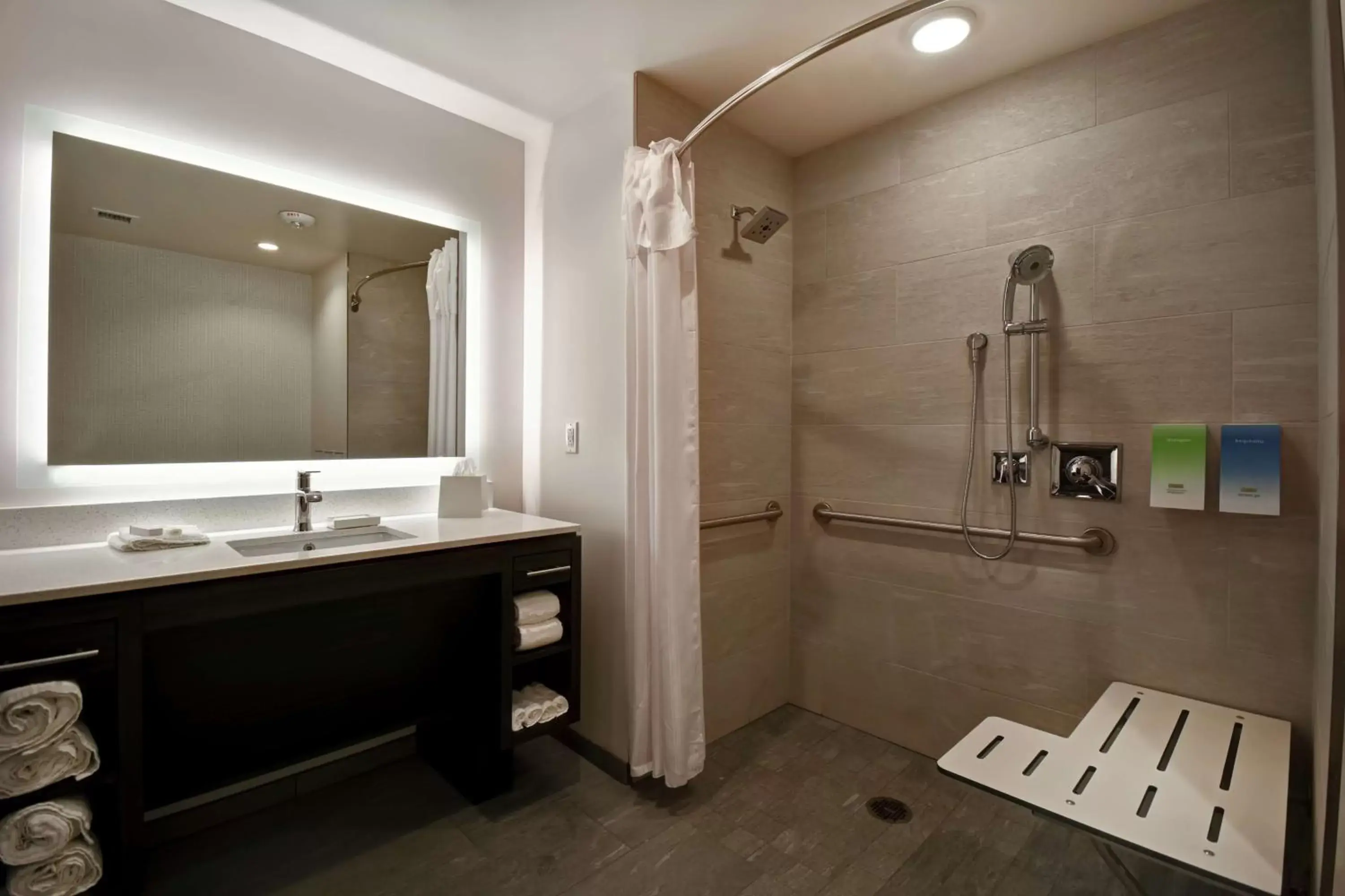 Bathroom in Home2 Suites by Hilton Los Angeles Montebello