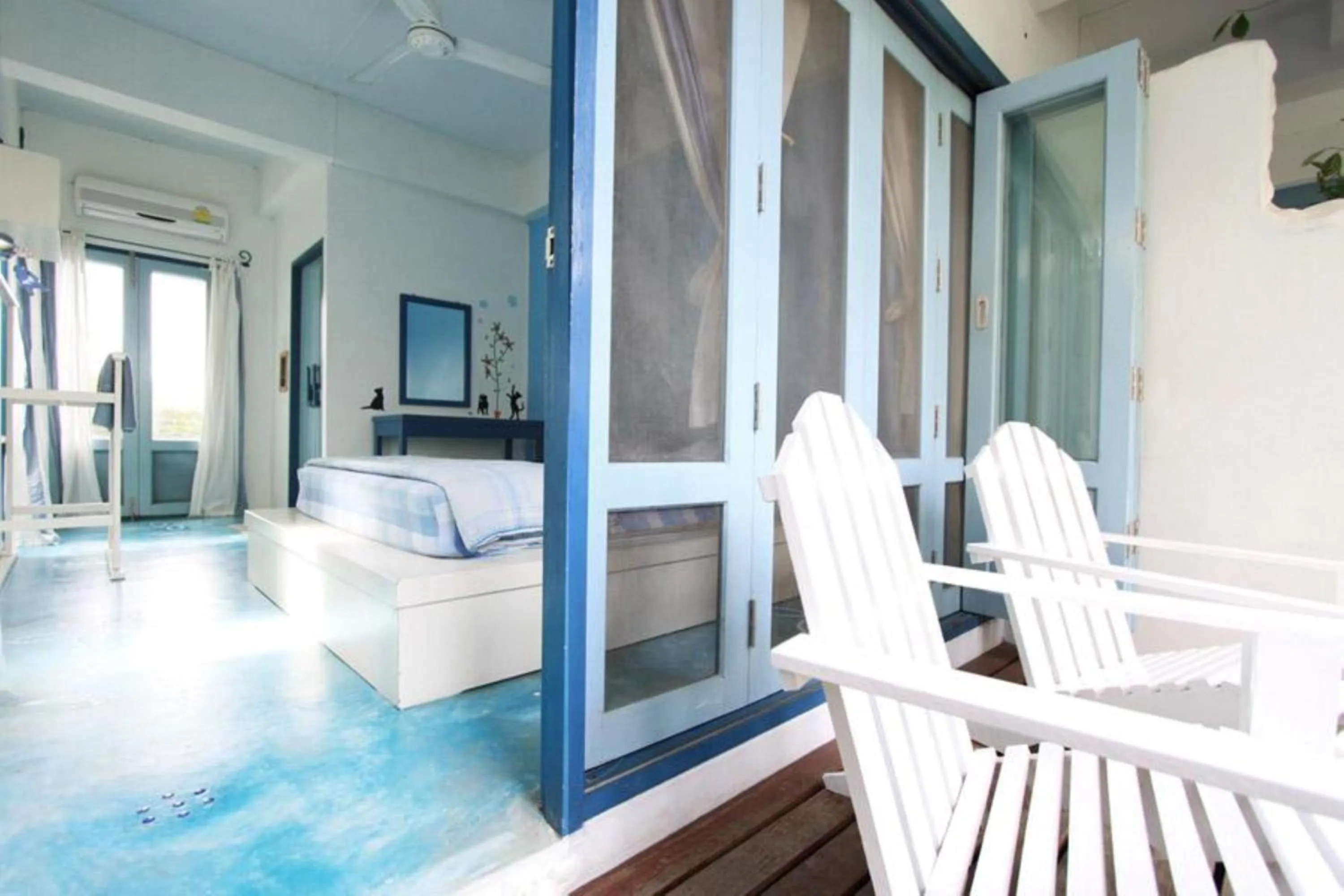 Balcony/Terrace in Chanchalay Hip Hostel SHA Extra Plus