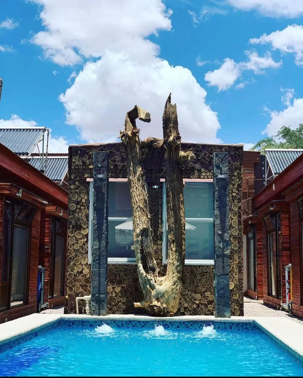 Swimming Pool in Hotel Manada del Desierto