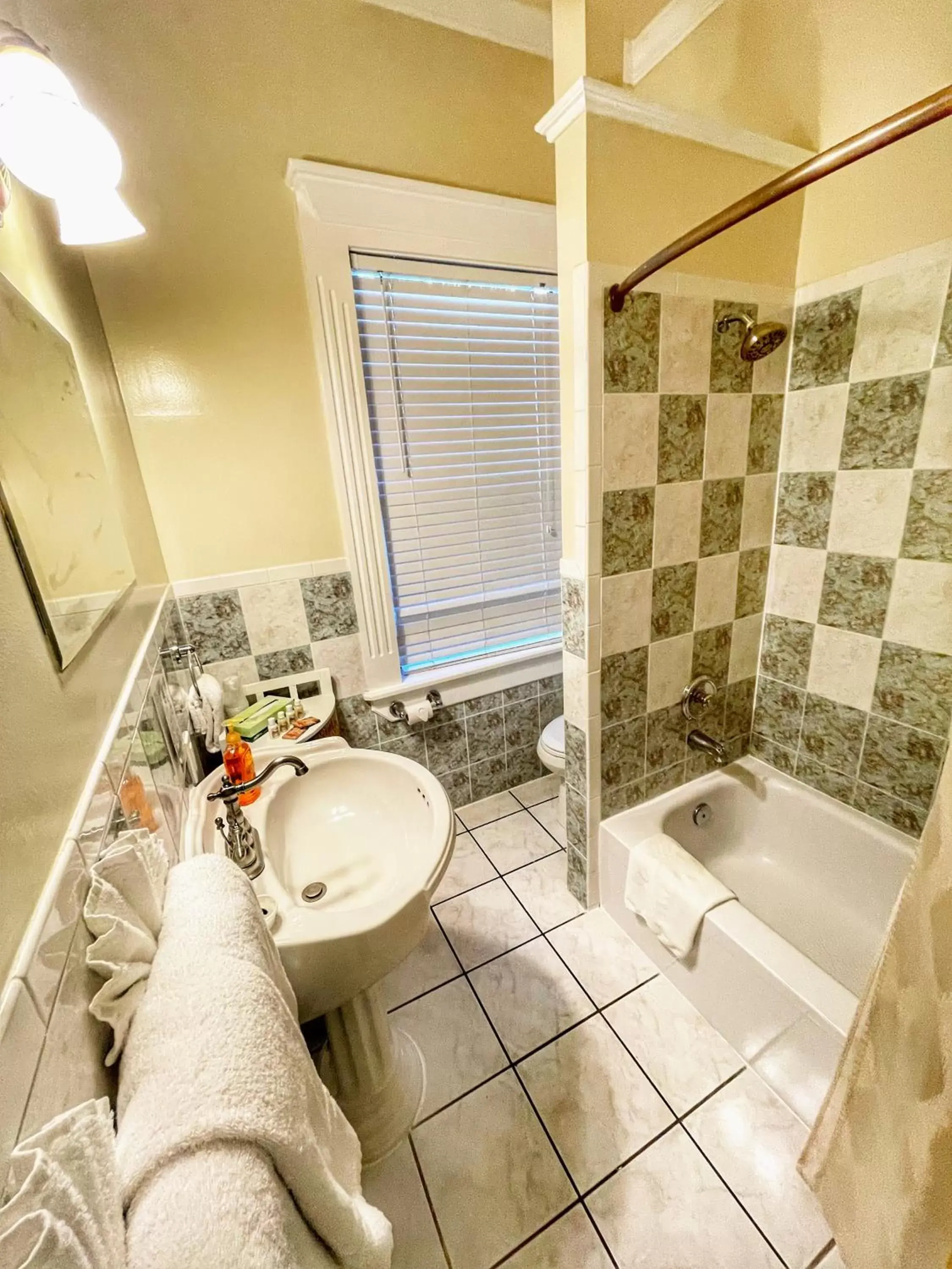 Bathroom in The Casablanca Hotel