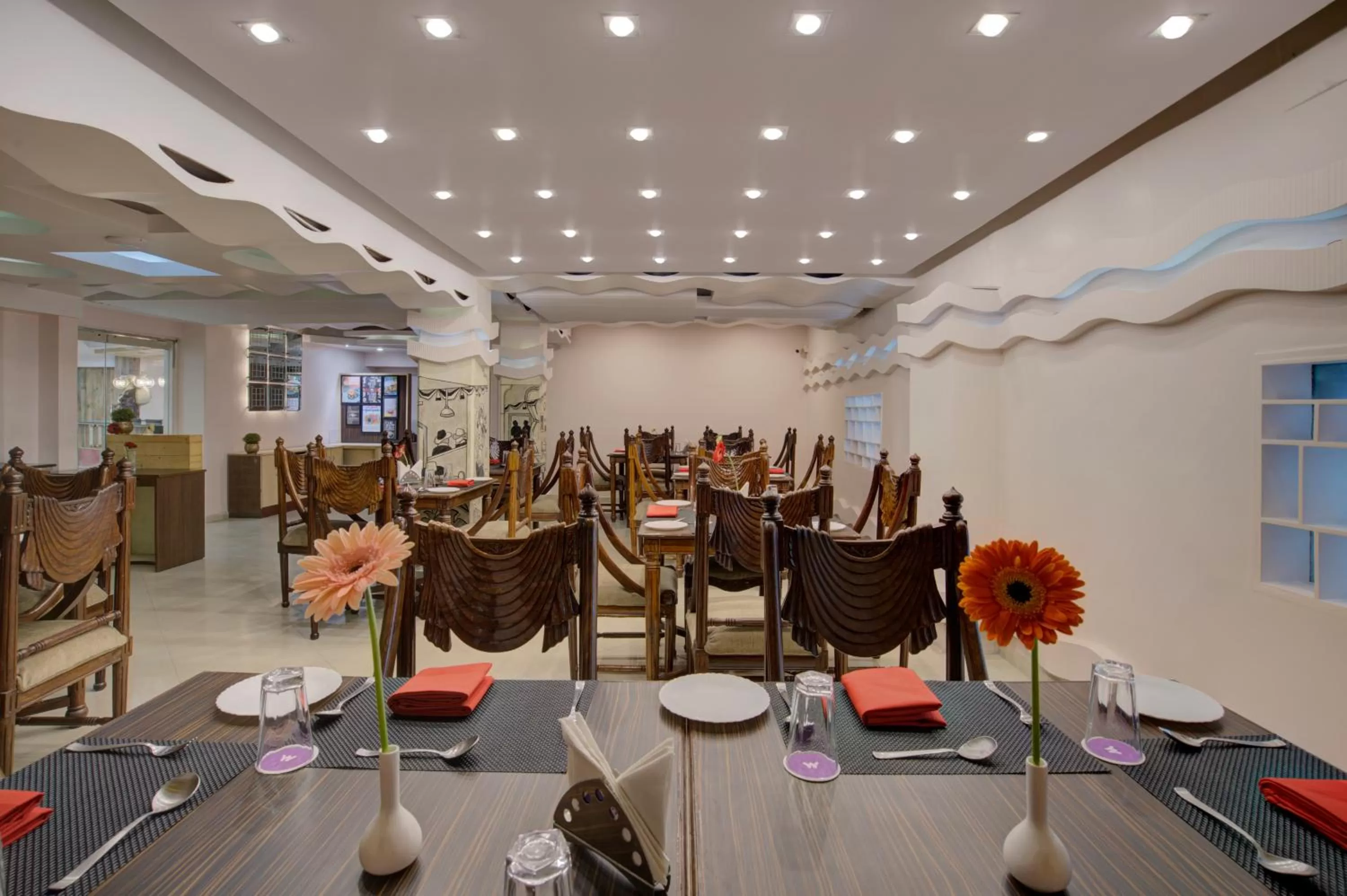 Restaurant/places to eat in Mount Conifer Suites & Spa