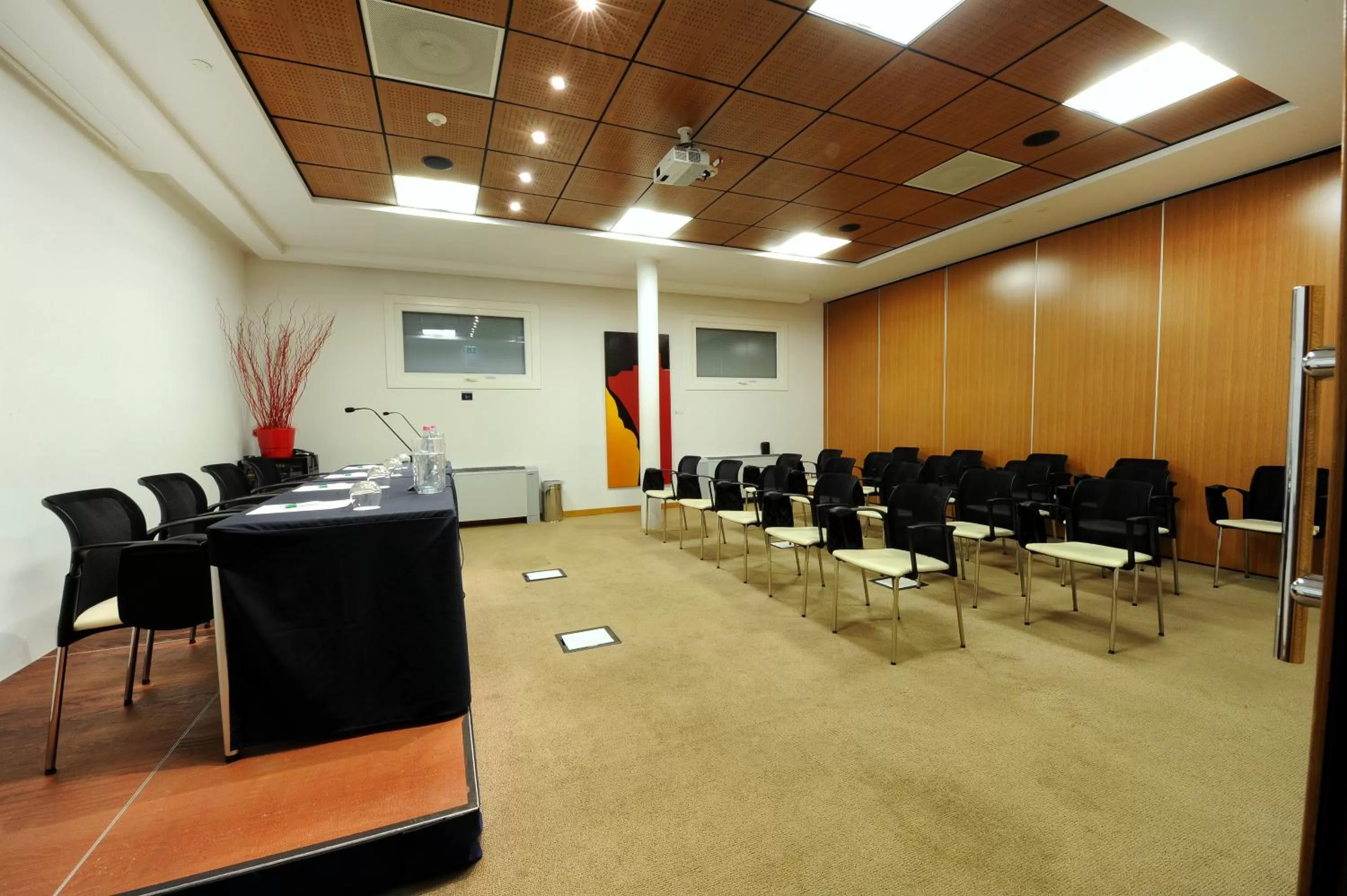 Business facilities in Bes Hotel Bergamo Ovest
