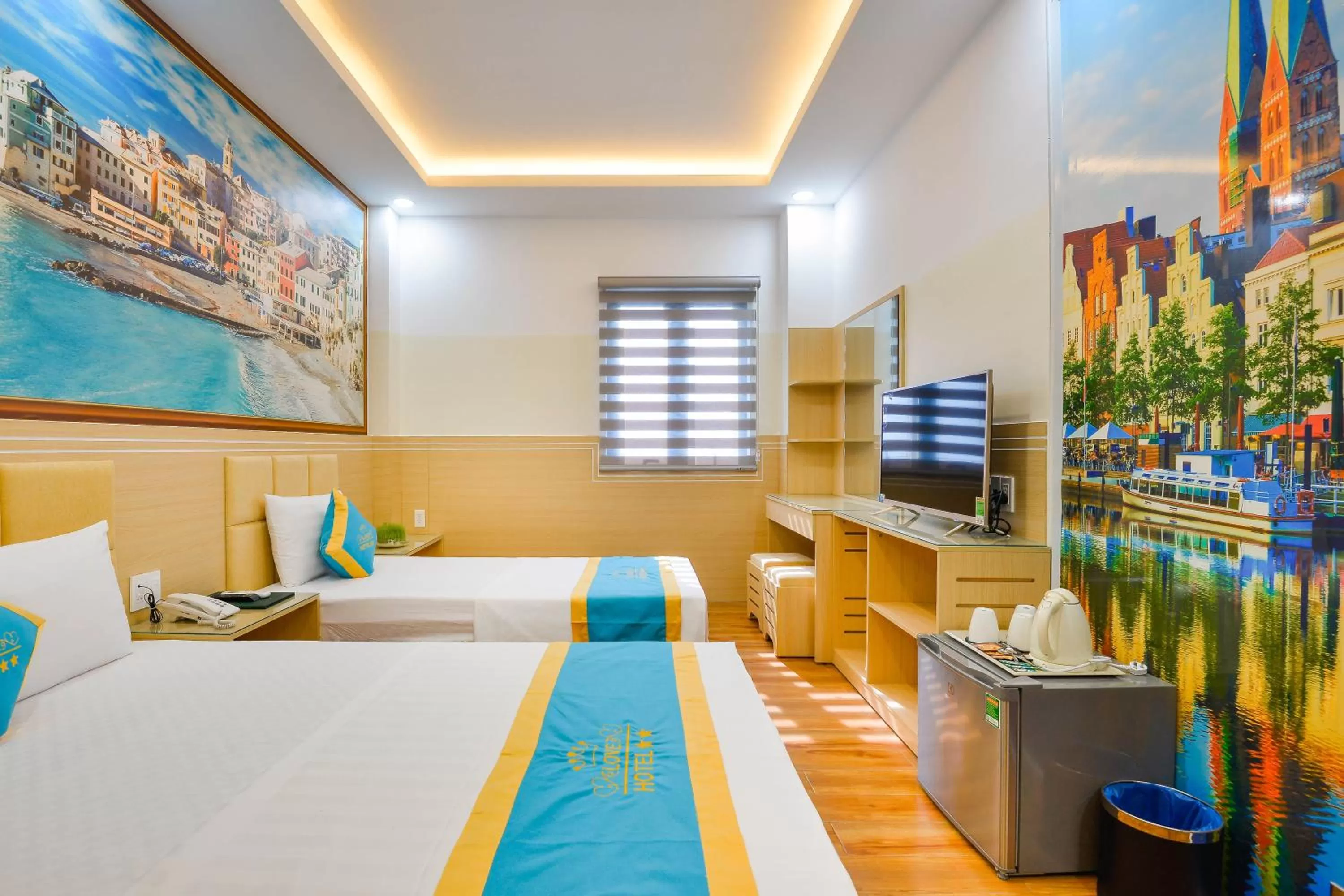 Photo of the whole room in Love Hotel Airport