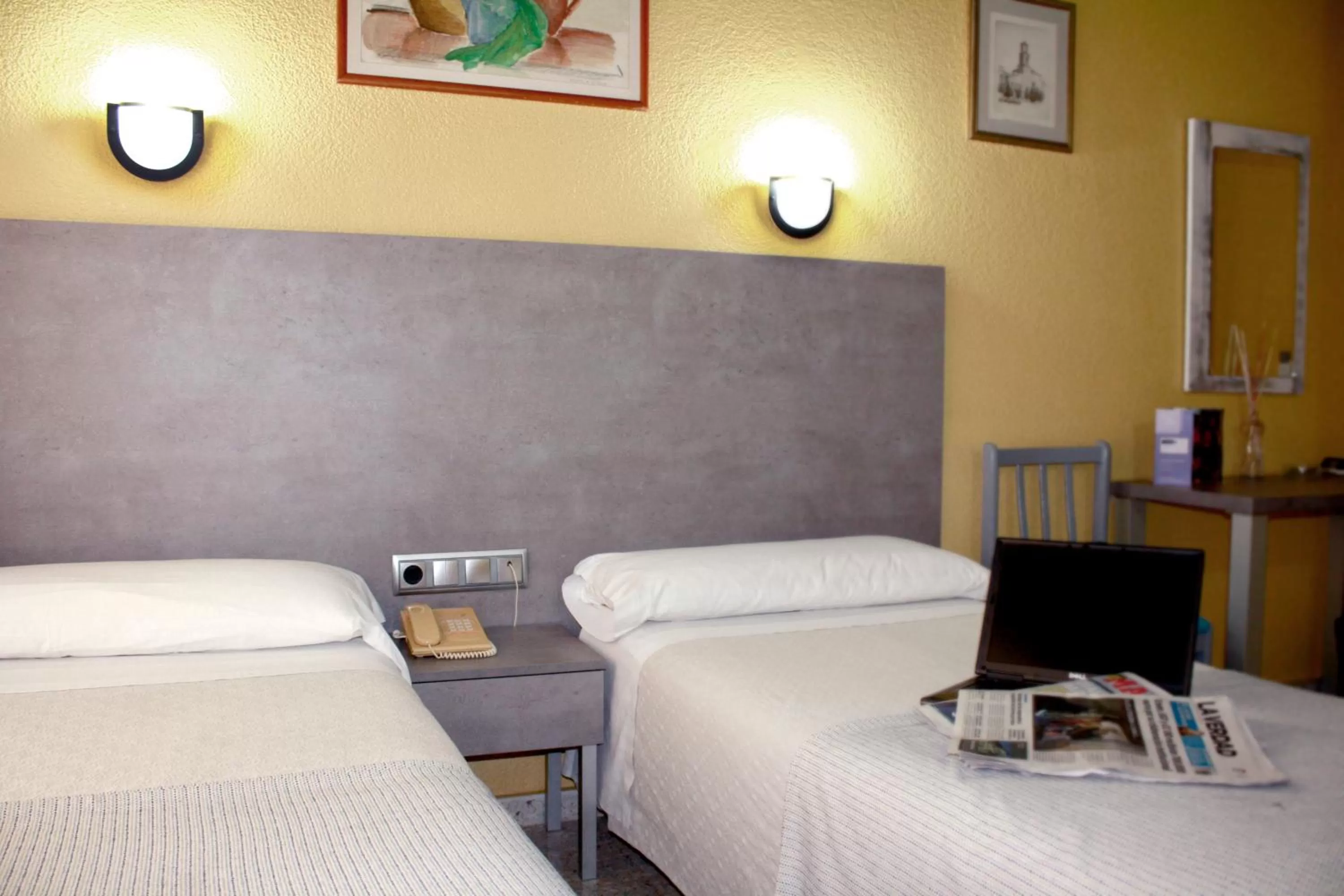 Bed in Hotel Universal Murcia