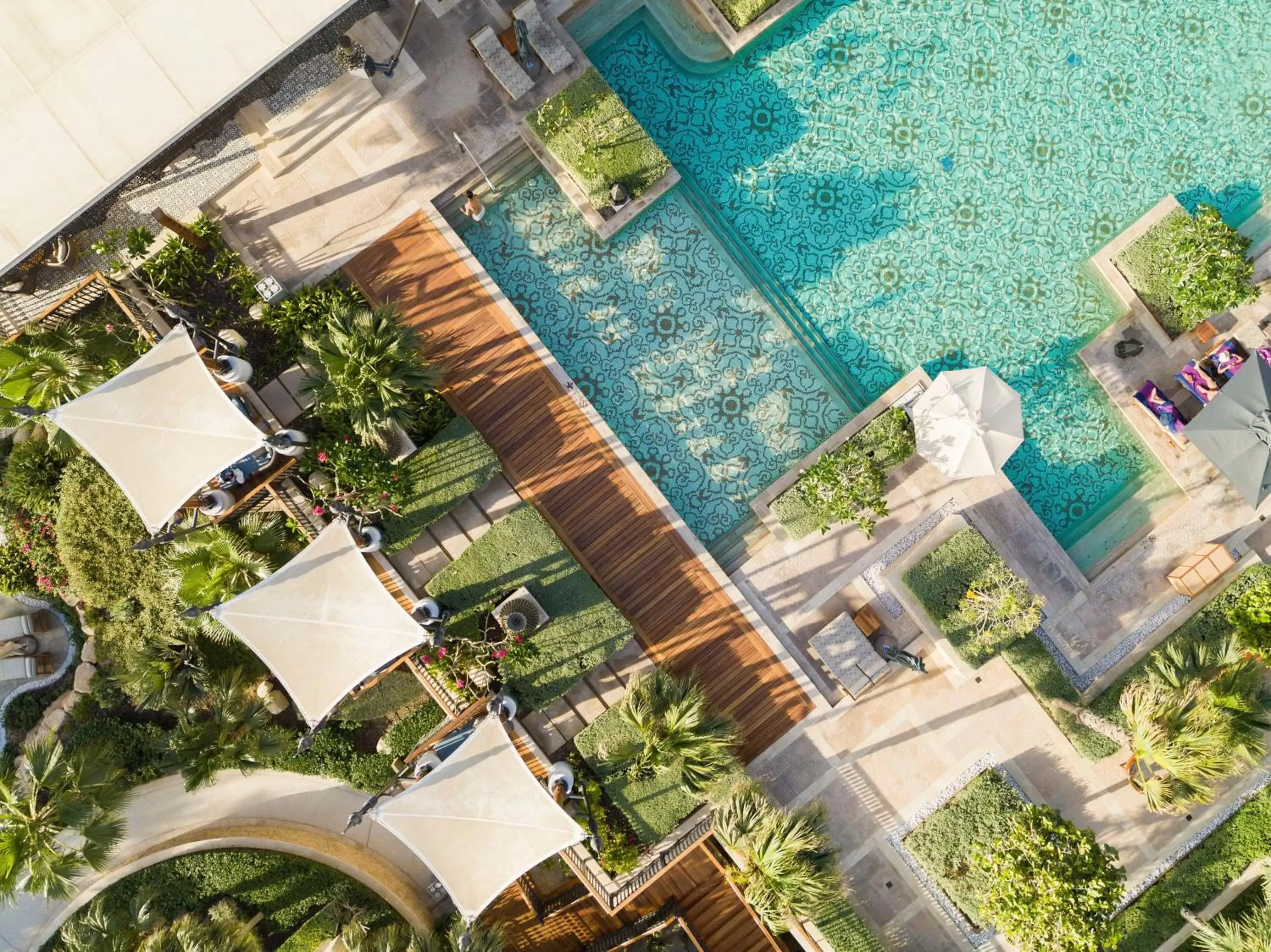 Swimming pool, Bird's-eye View in Jumeirah Al Naseem